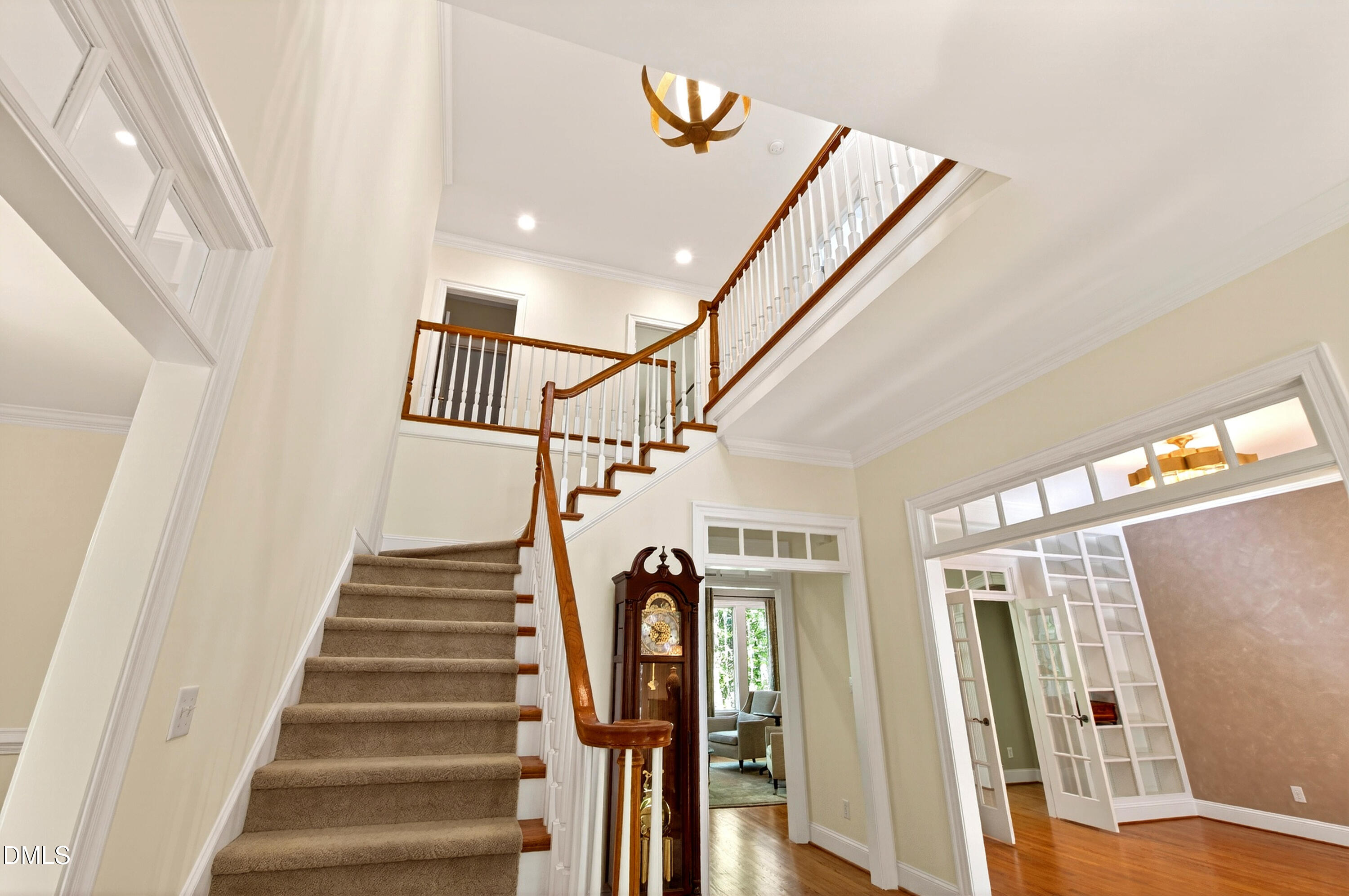 4933 Cremshaw Court