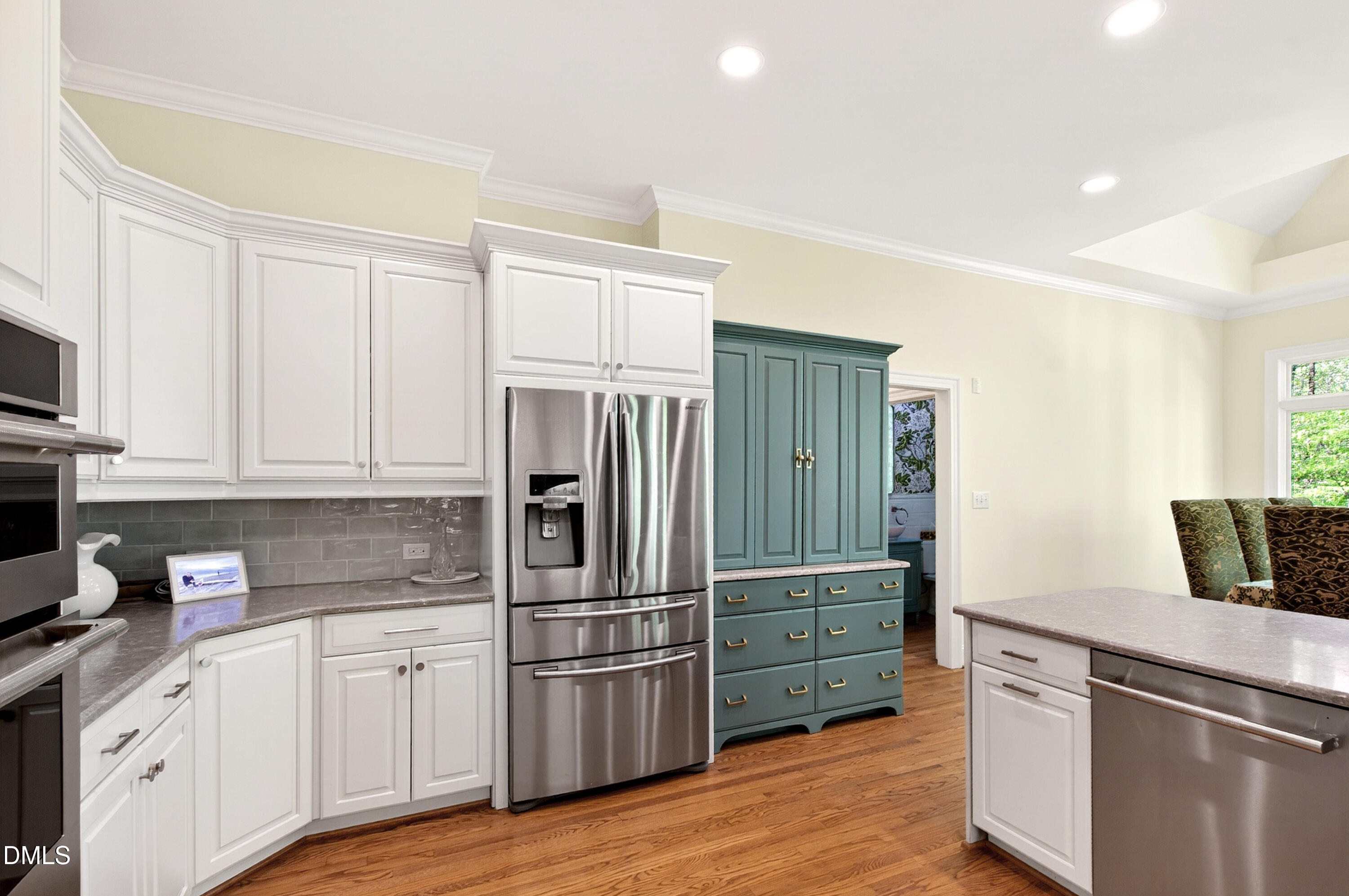 4933 Cremshaw Court