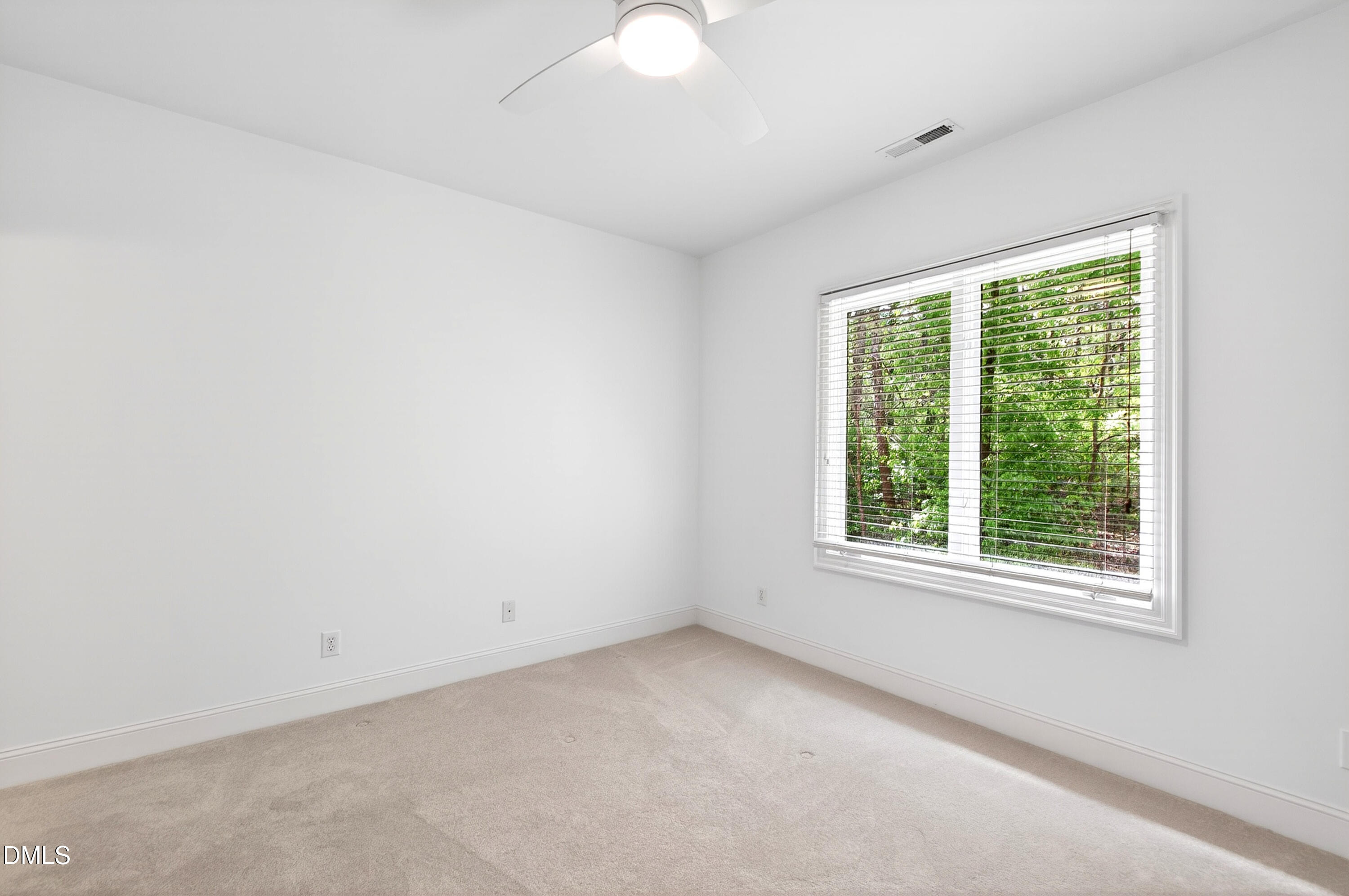 4933 Cremshaw Court