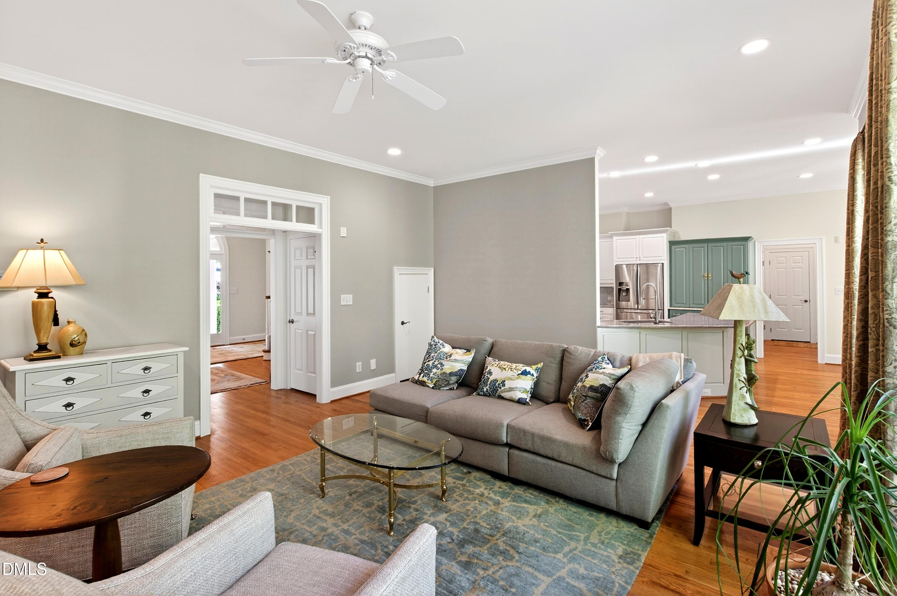 4933 Cremshaw Court