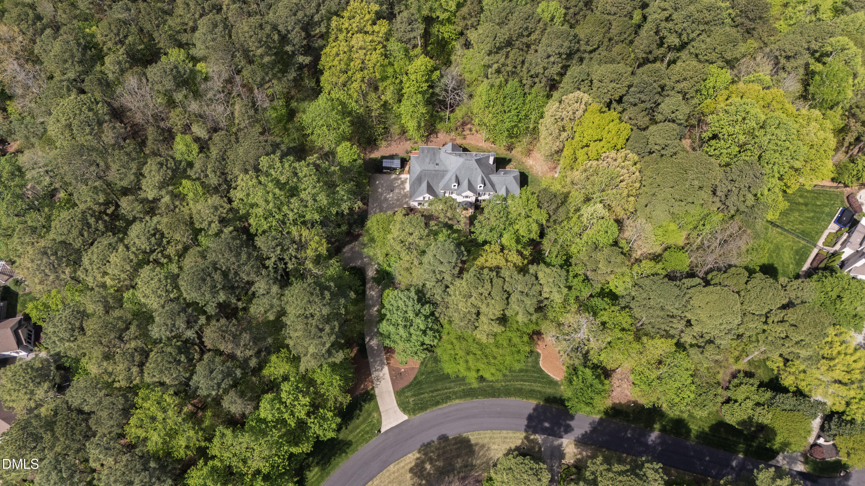 4933 Cremshaw Court