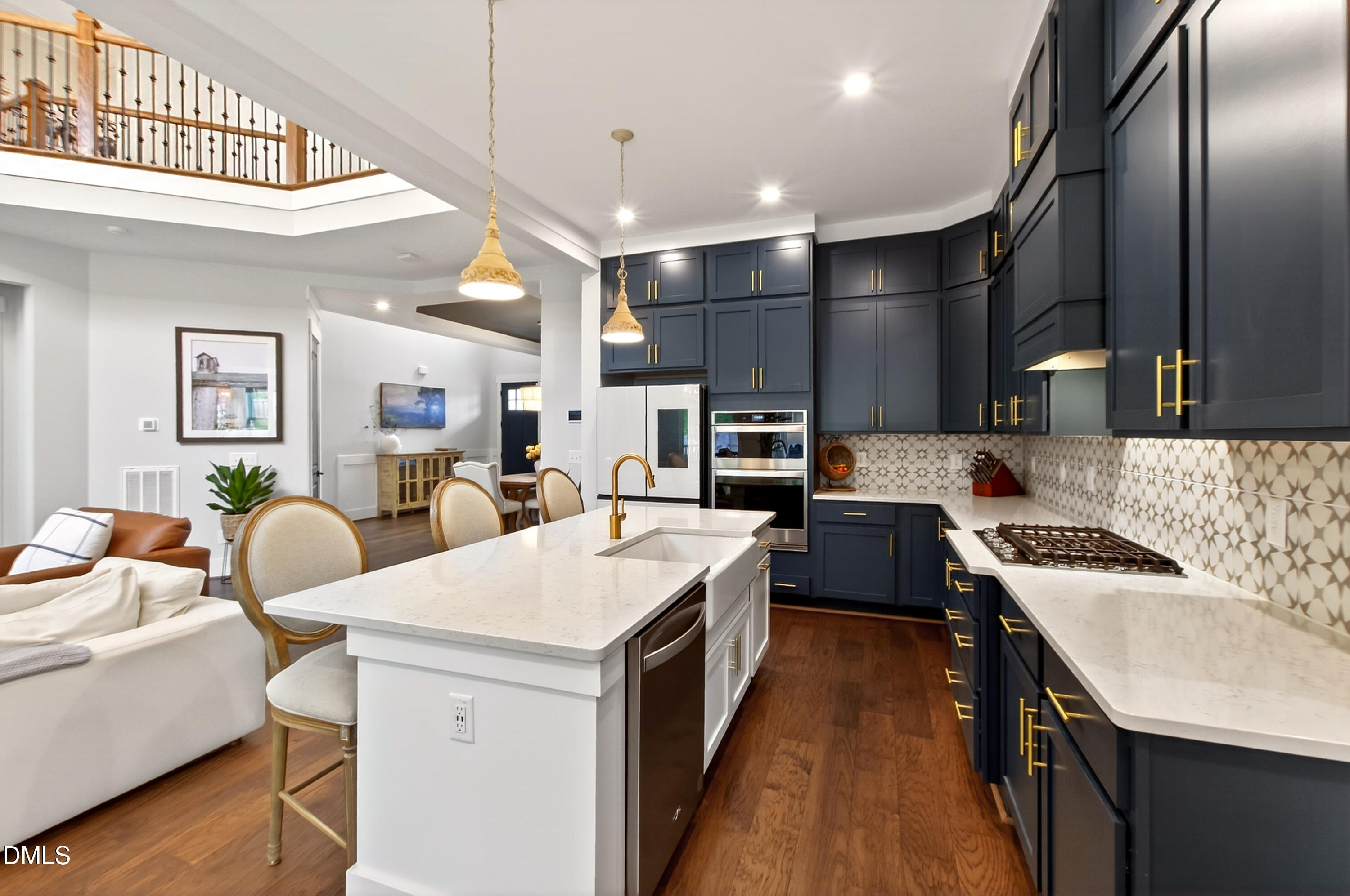198 S Clearbrook Court