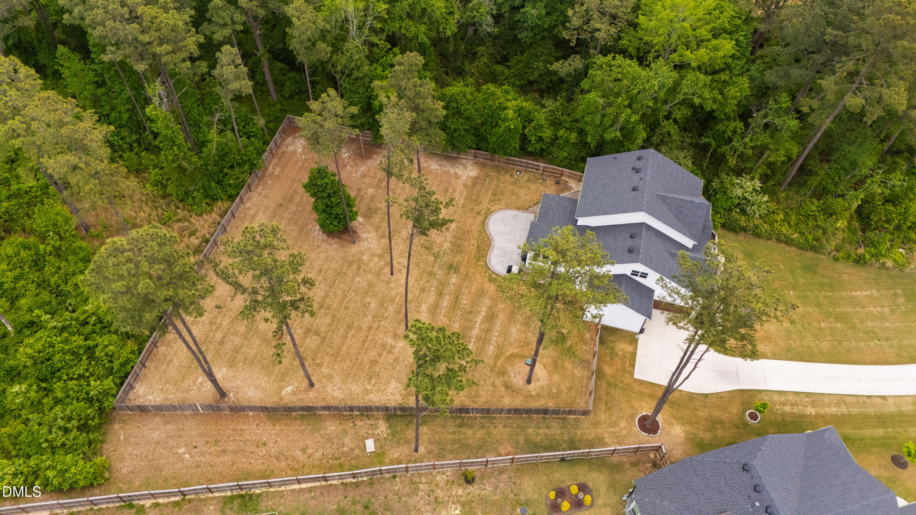 198 S Clearbrook Court