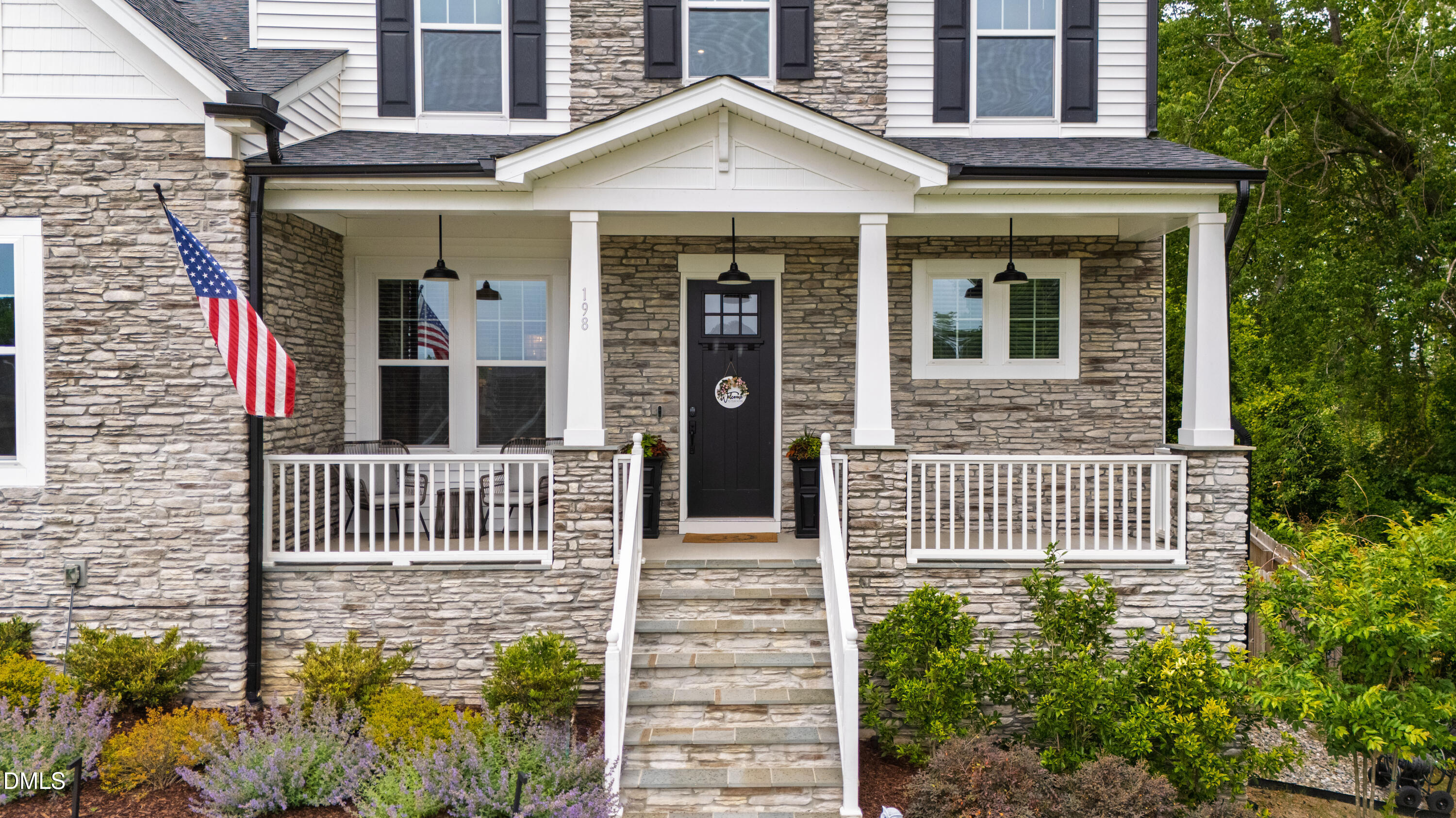 198 S Clearbrook Court