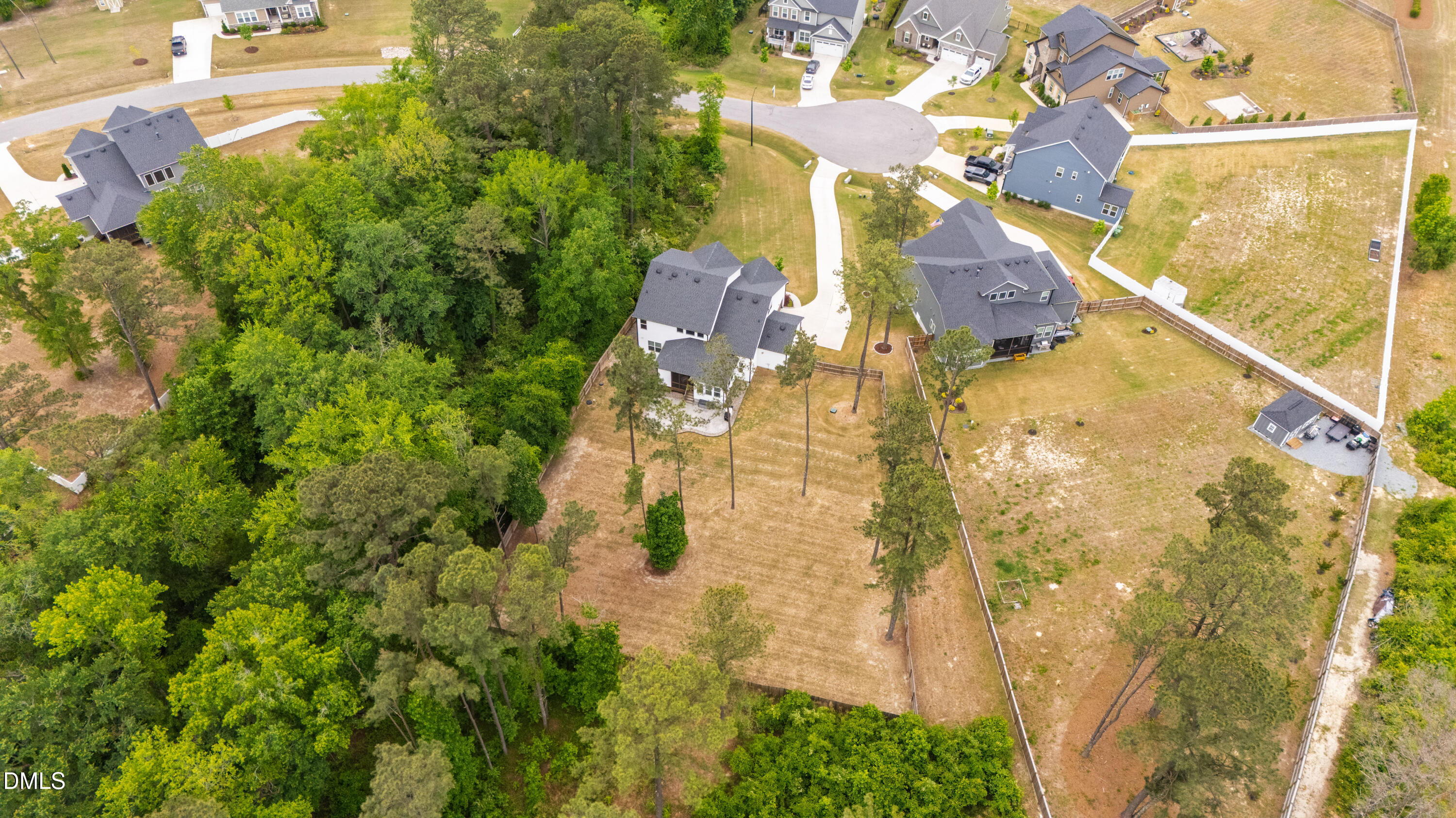 198 S Clearbrook Court