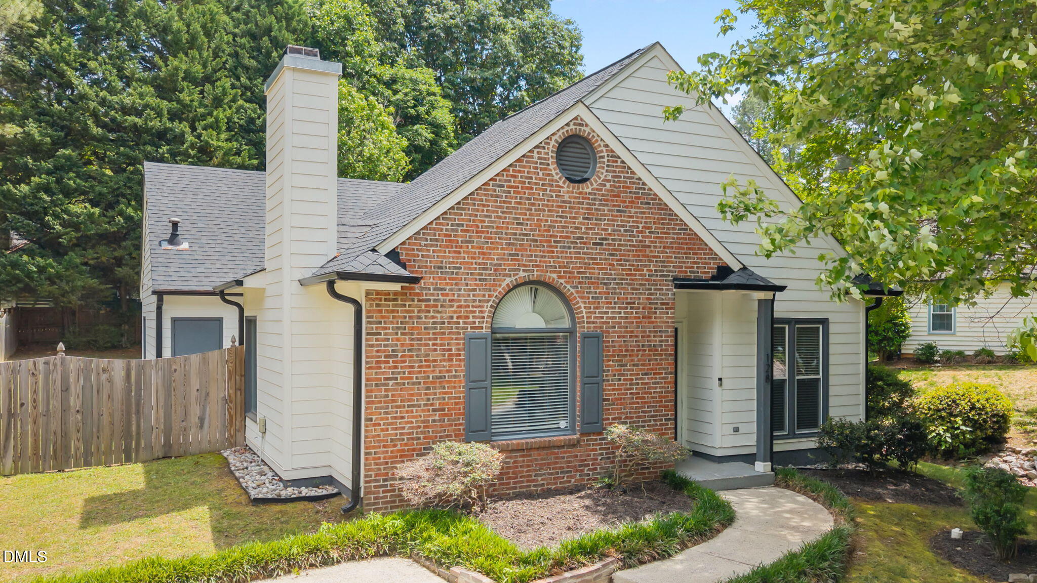 128 Sterlingdaire Drive
