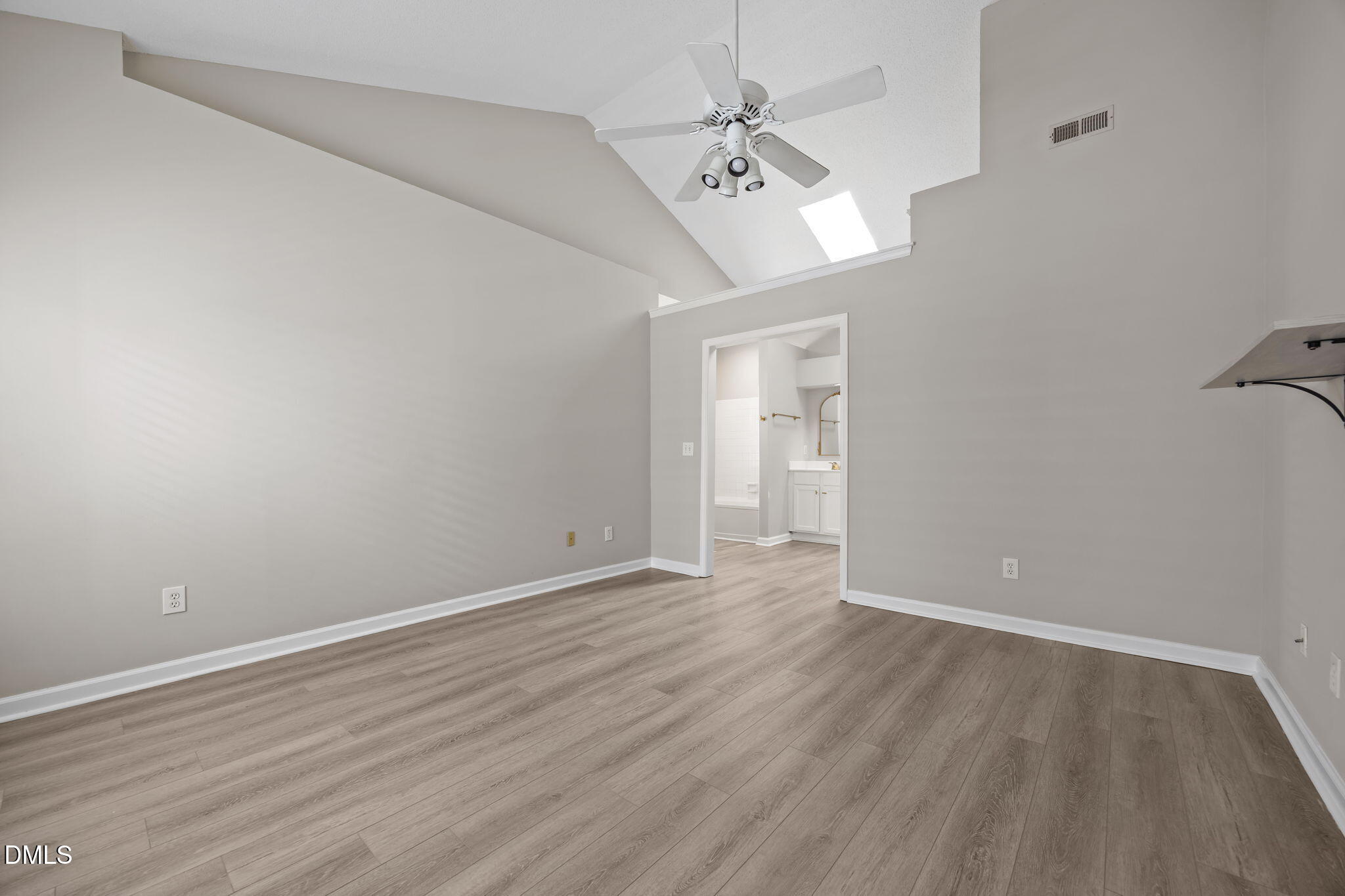 128 Sterlingdaire Drive