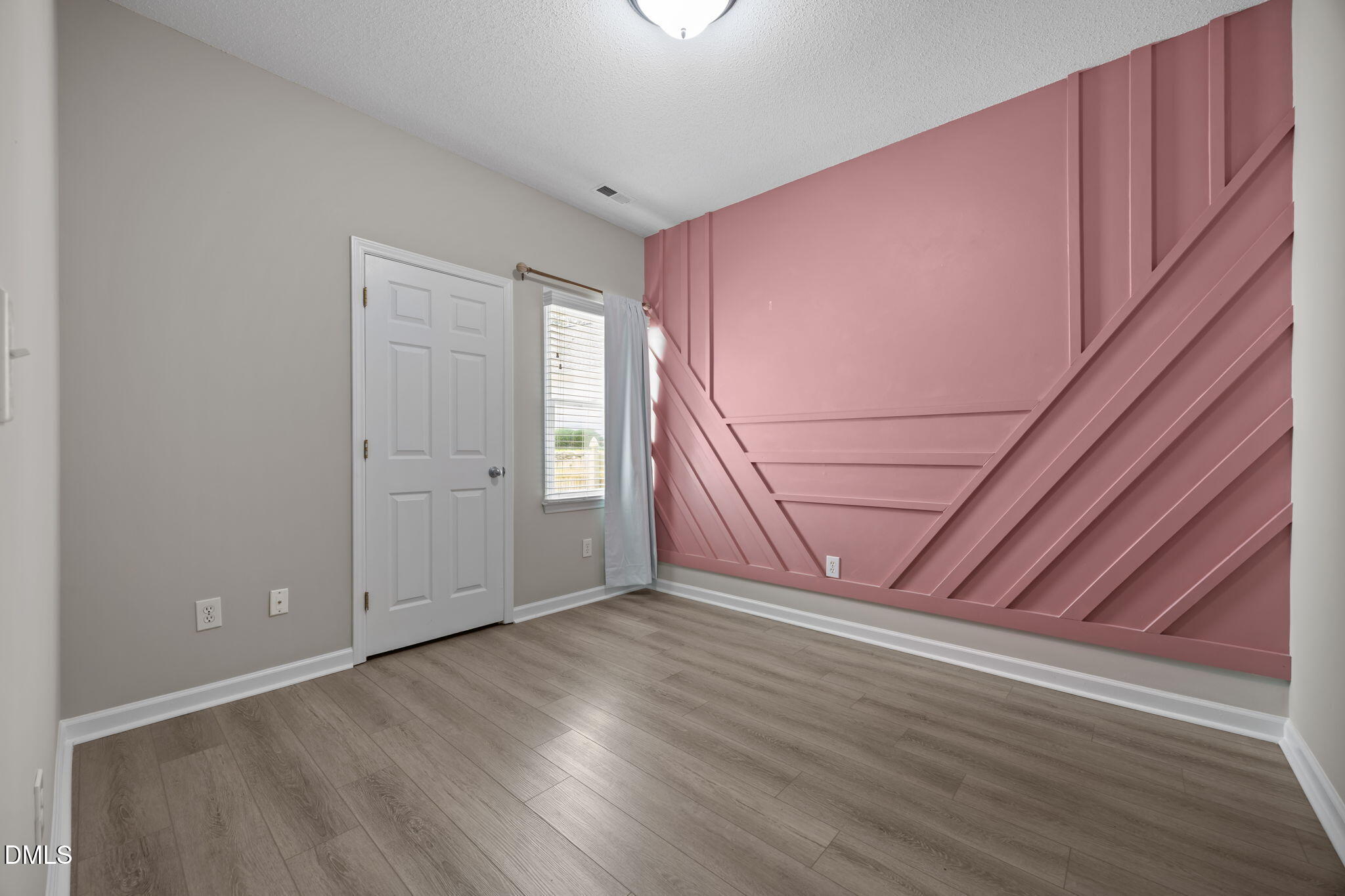 128 Sterlingdaire Drive