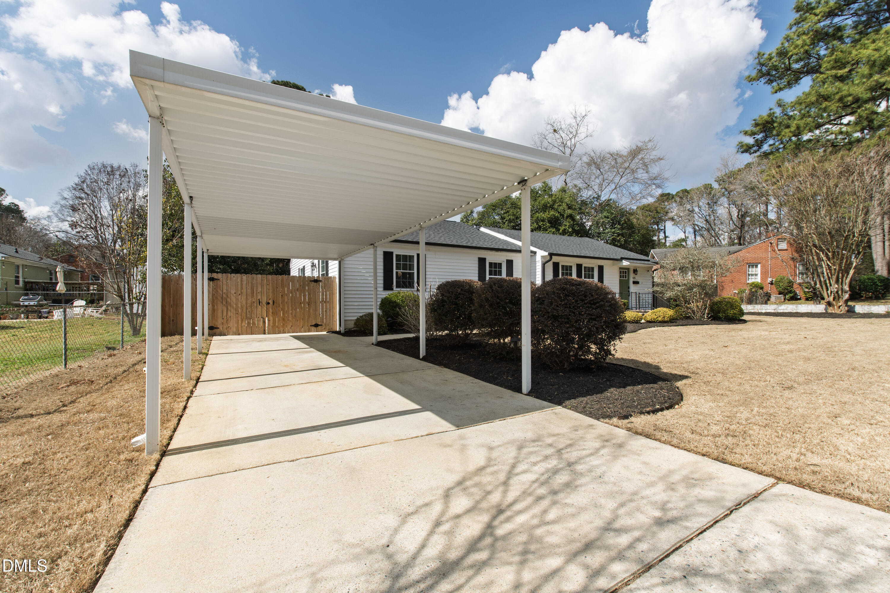 605 Chatham Lane