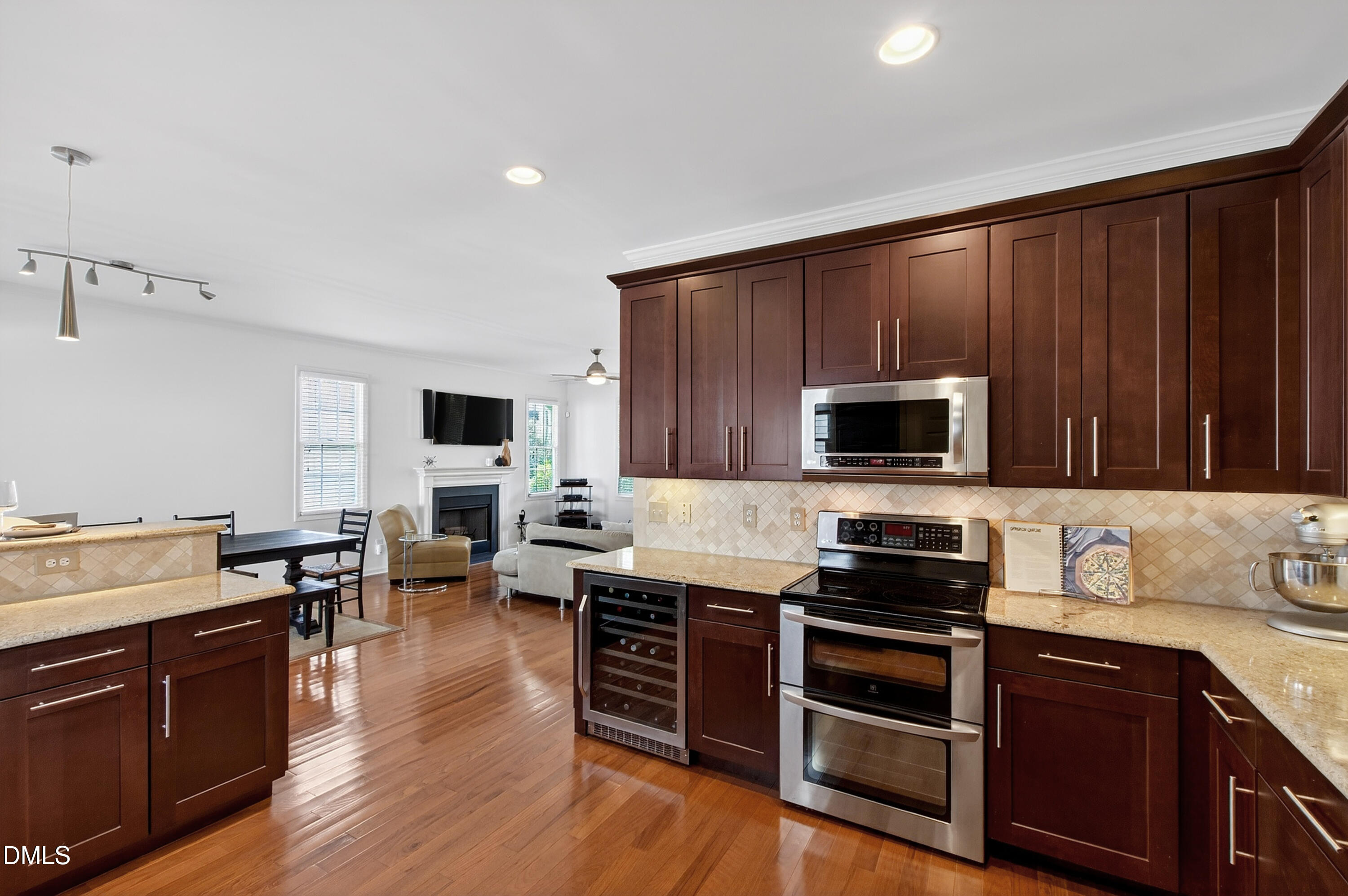 107 Chancellors Ridge Drive