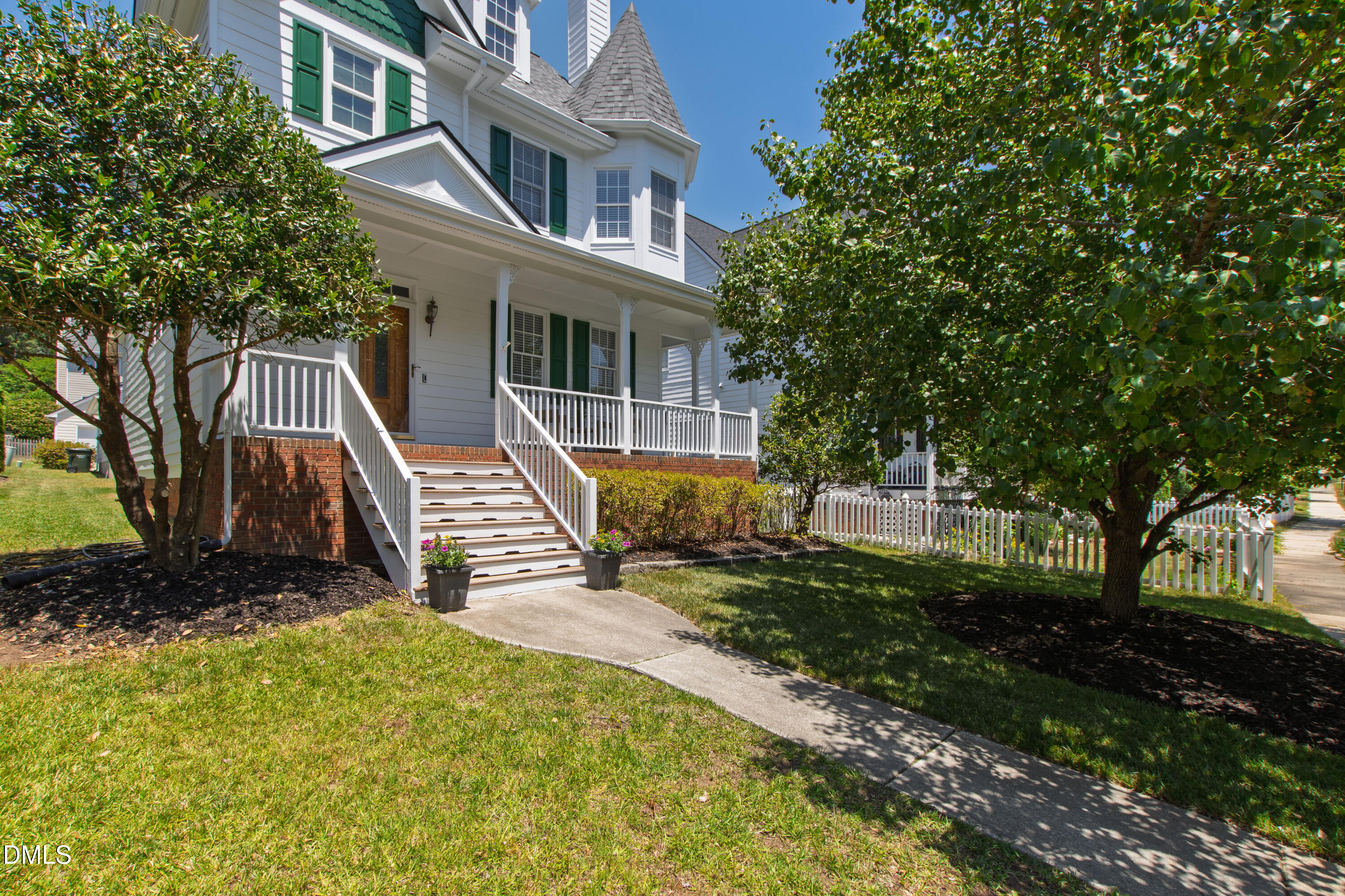 107 Chancellors Ridge Drive