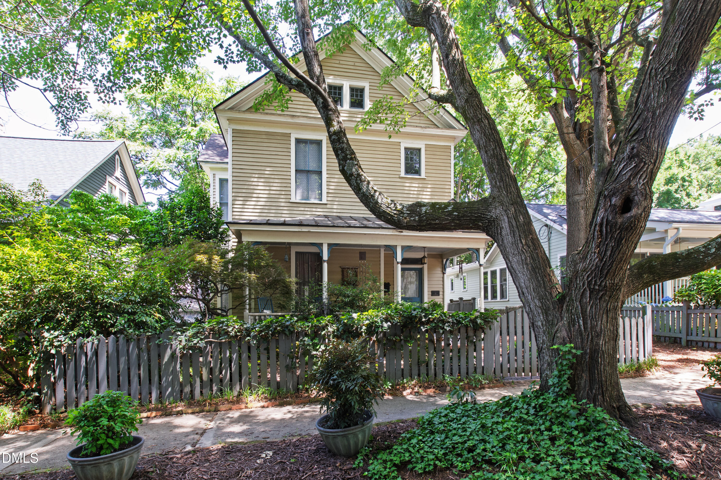 124 N Bloodworth Street