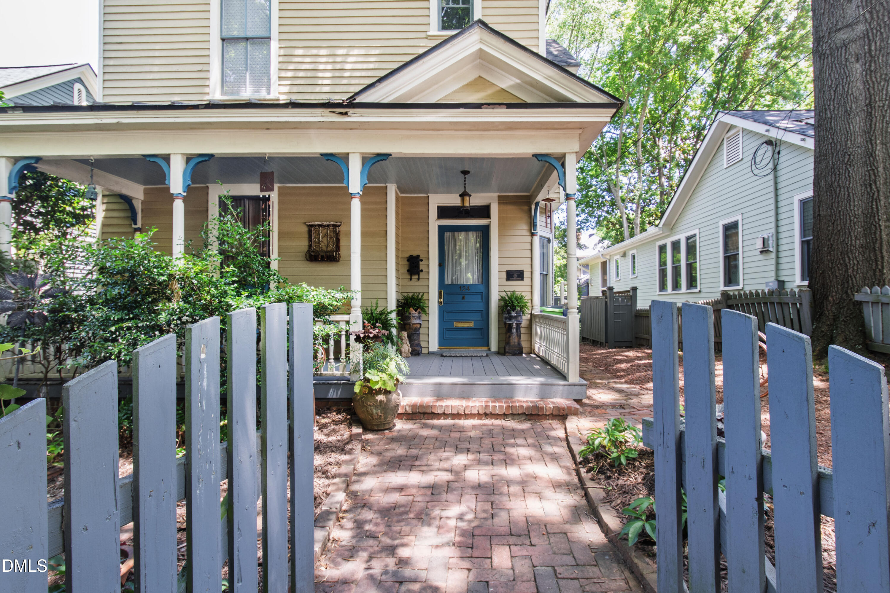 124 N Bloodworth Street
