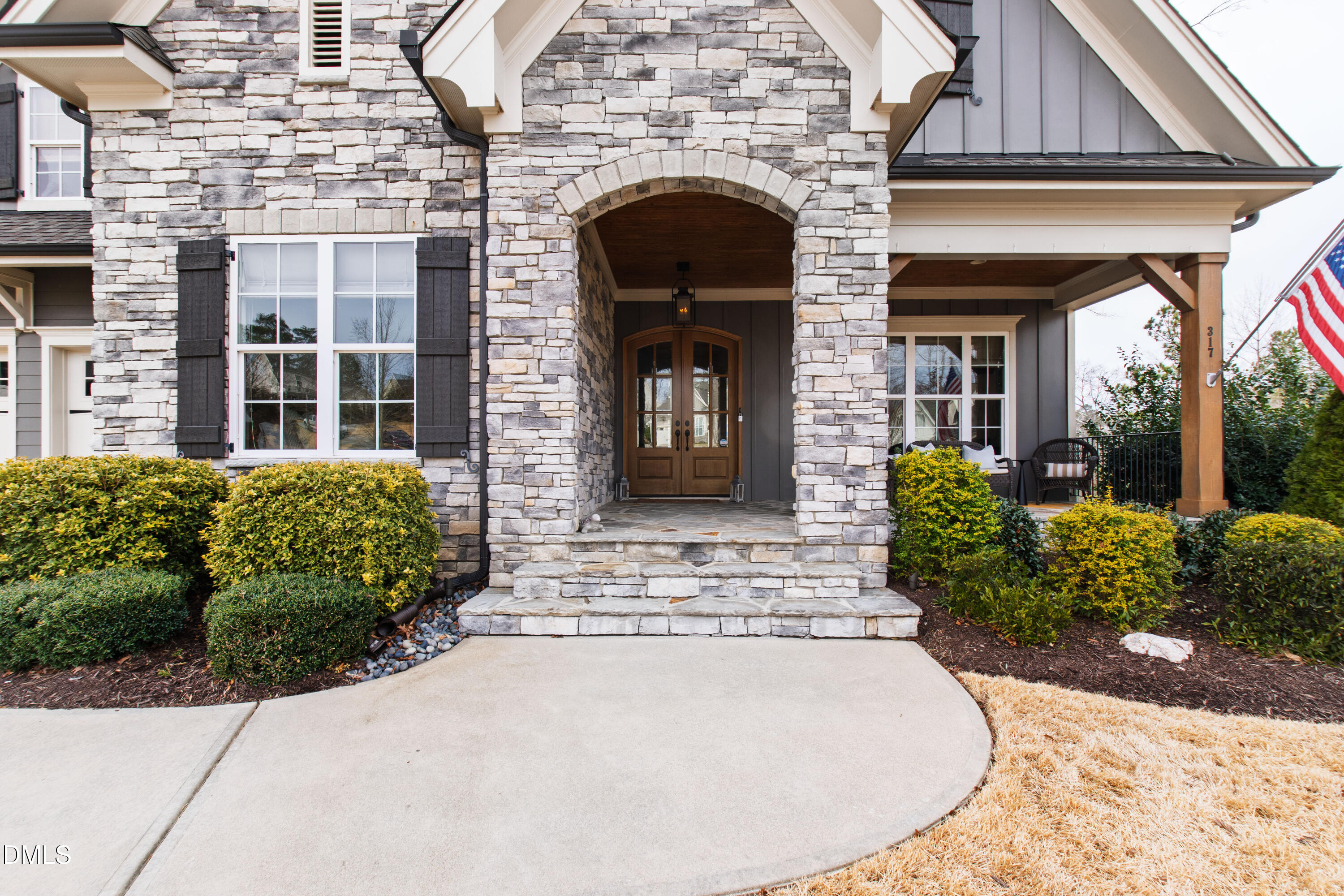 317 Sunset Glade Circle