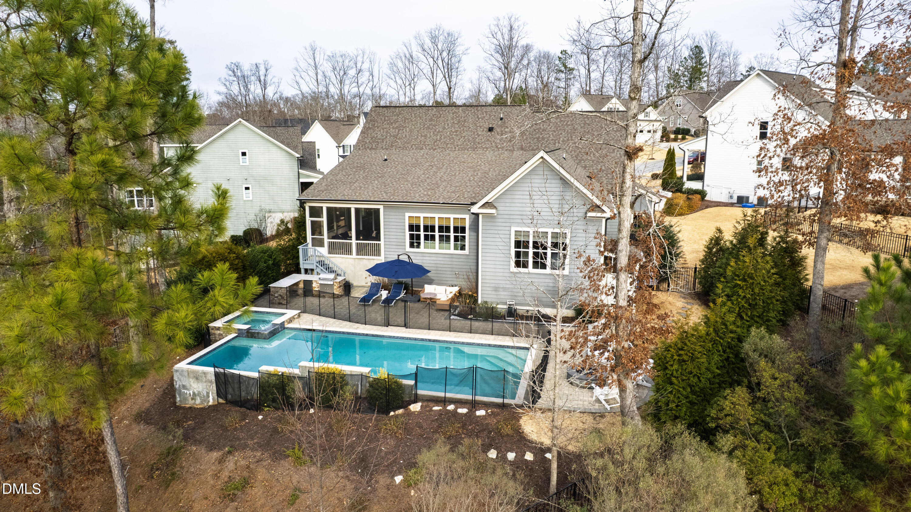 317 Sunset Glade Circle