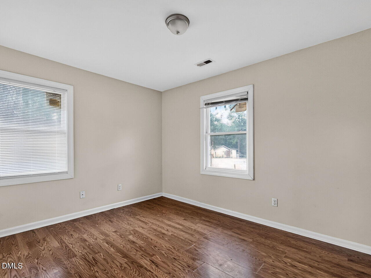 3328 Barwell Road
