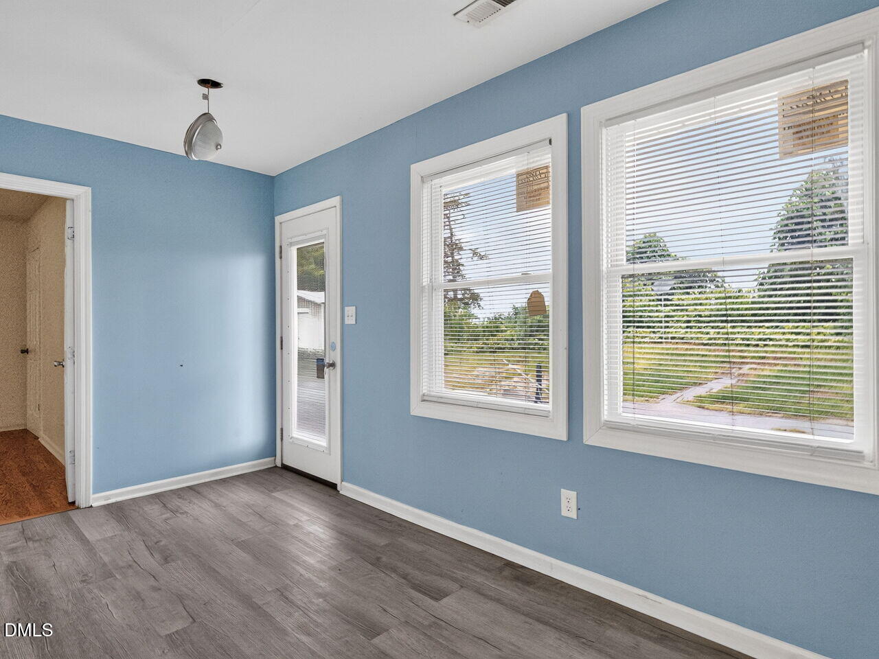 3328 Barwell Road