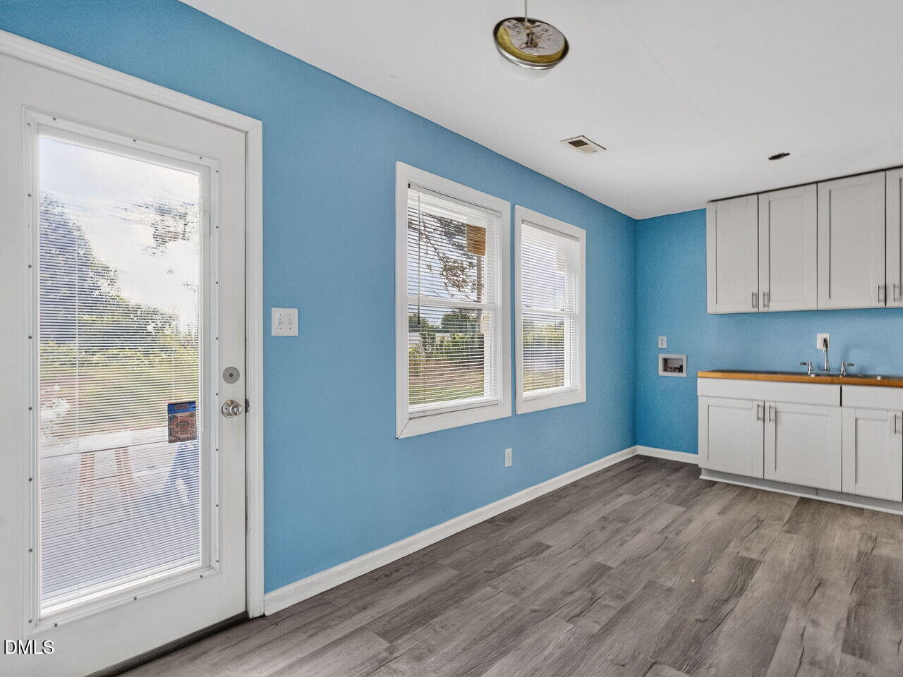 3328 Barwell Road