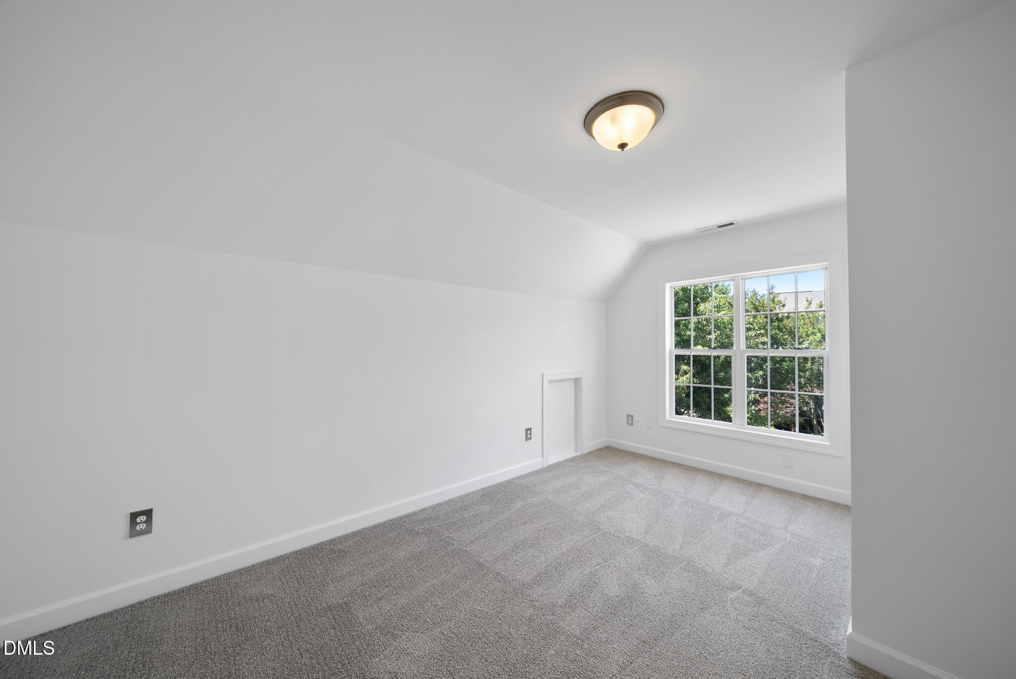 2912 Oak Bridge Drive