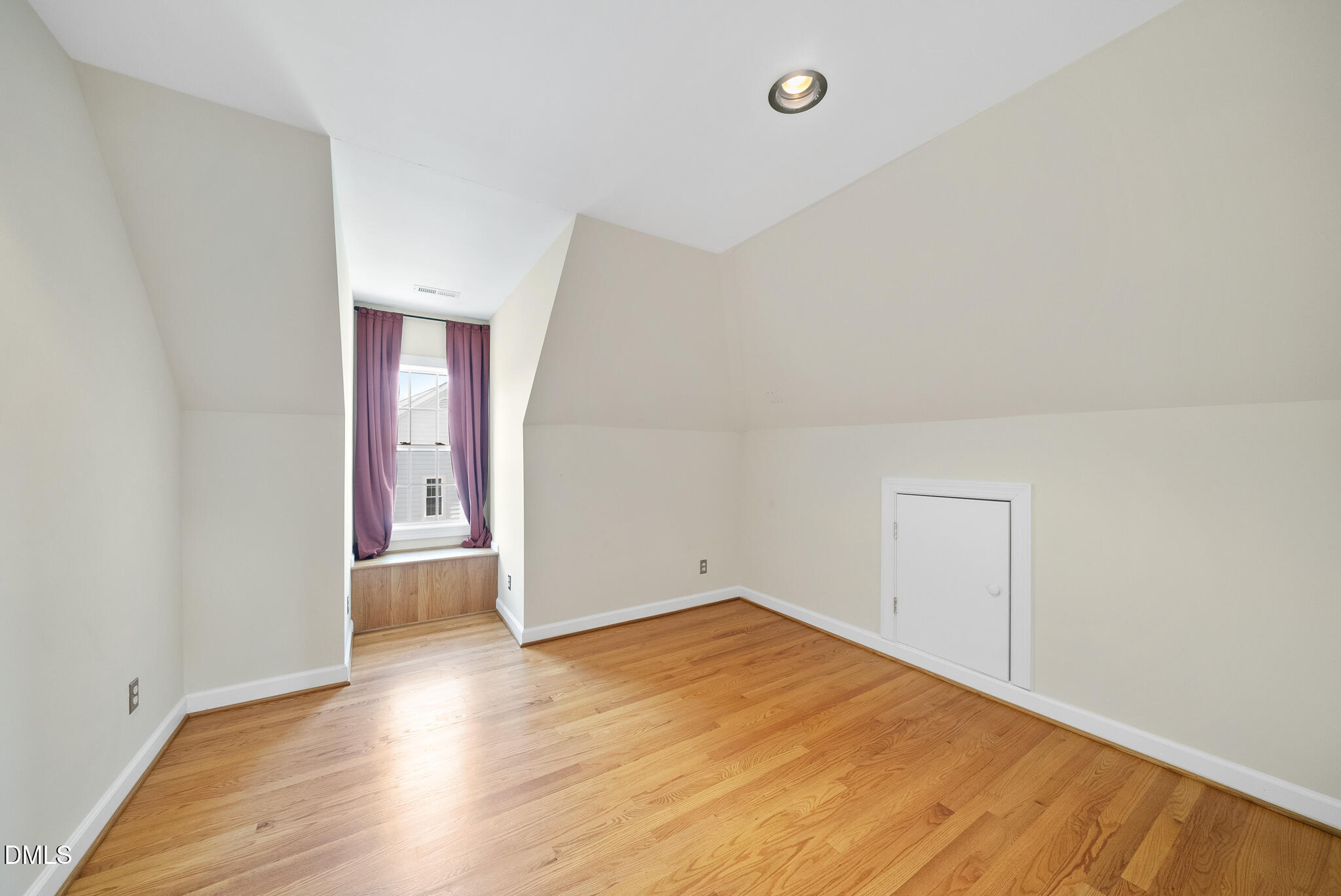 2912 Oak Bridge Drive