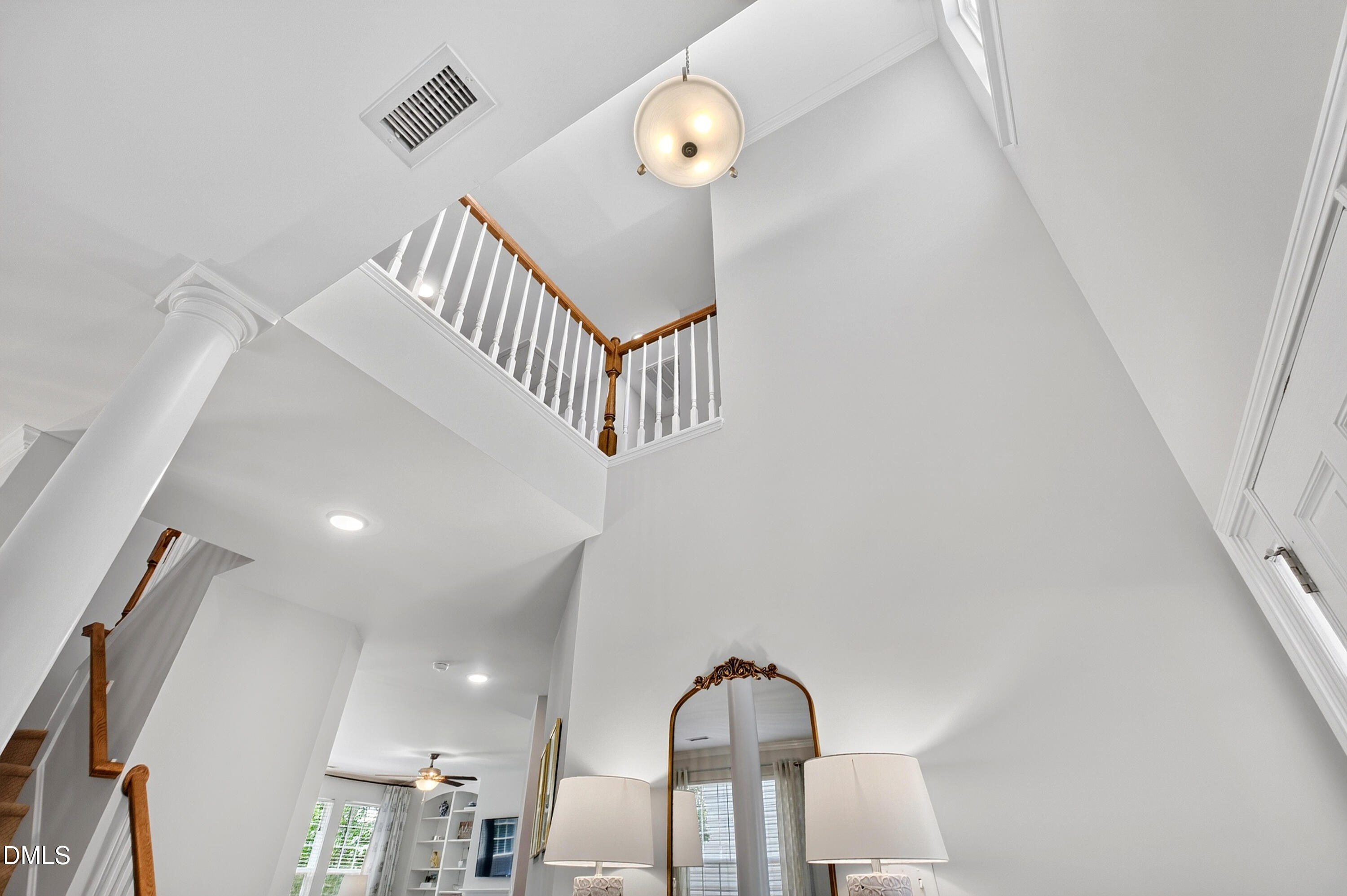 6220 Amber Bluffs Crescent
