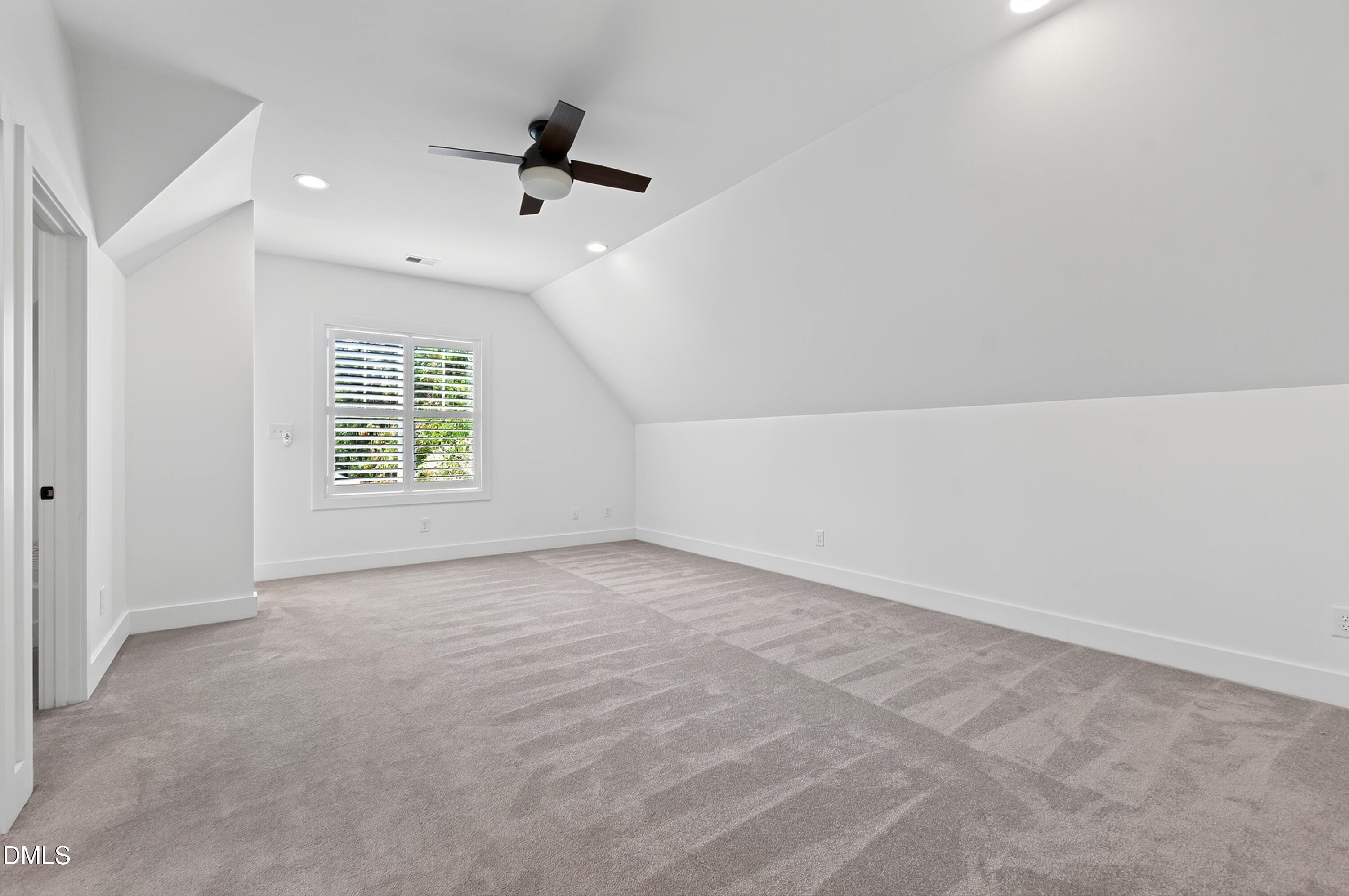 5021 Sandlewood Drive