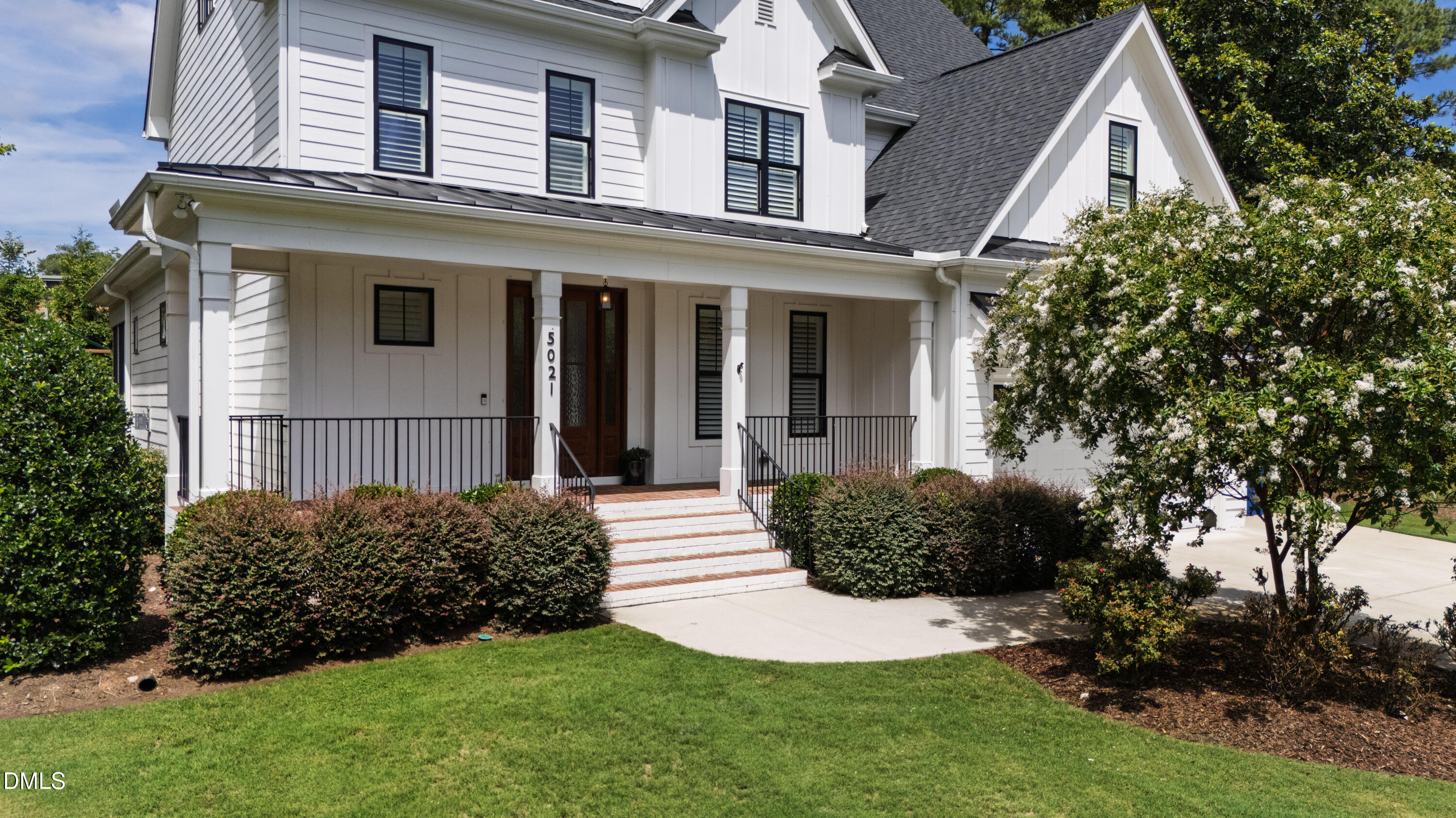 5021 Sandlewood Drive