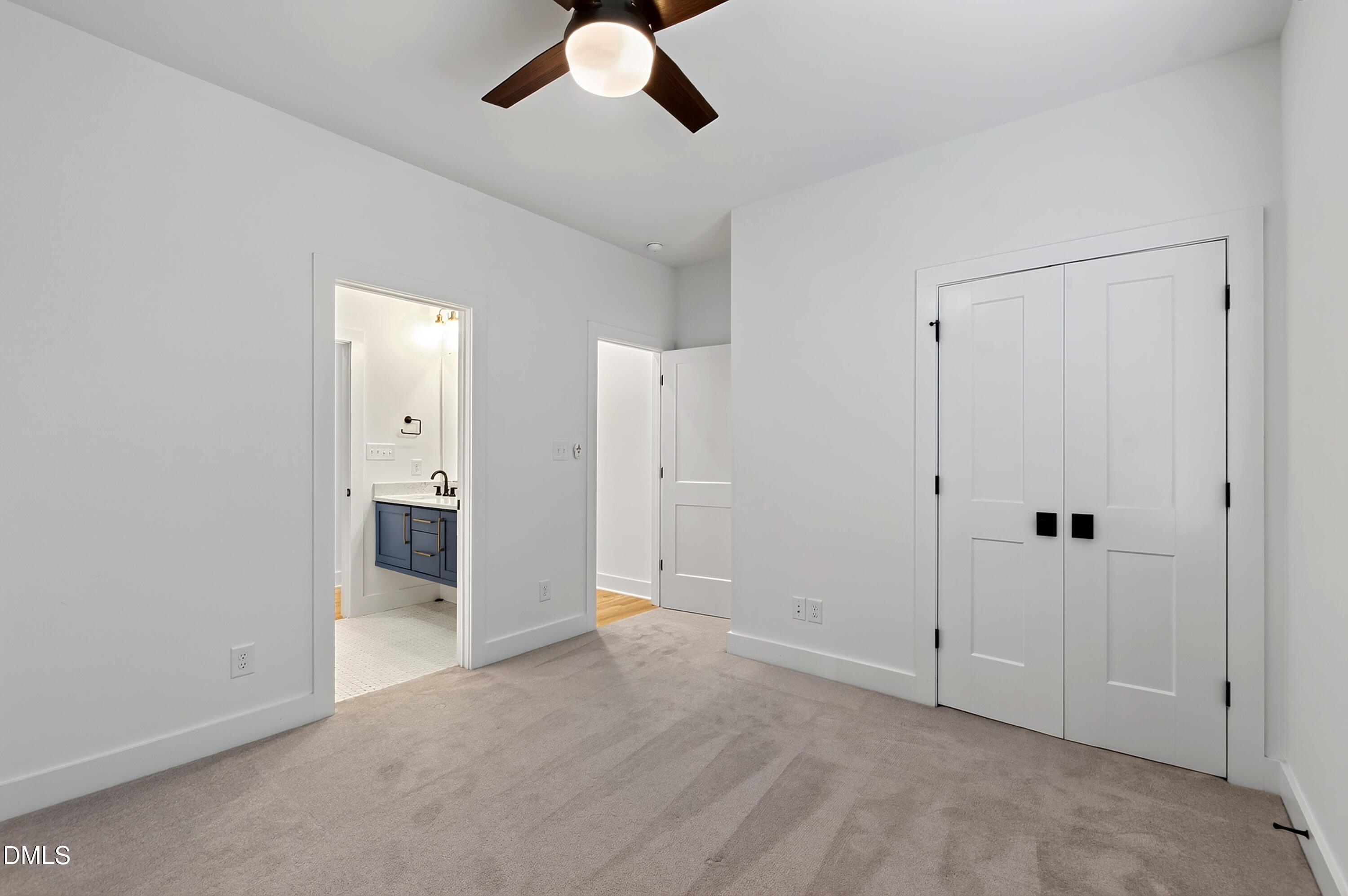 5021 Sandlewood Drive