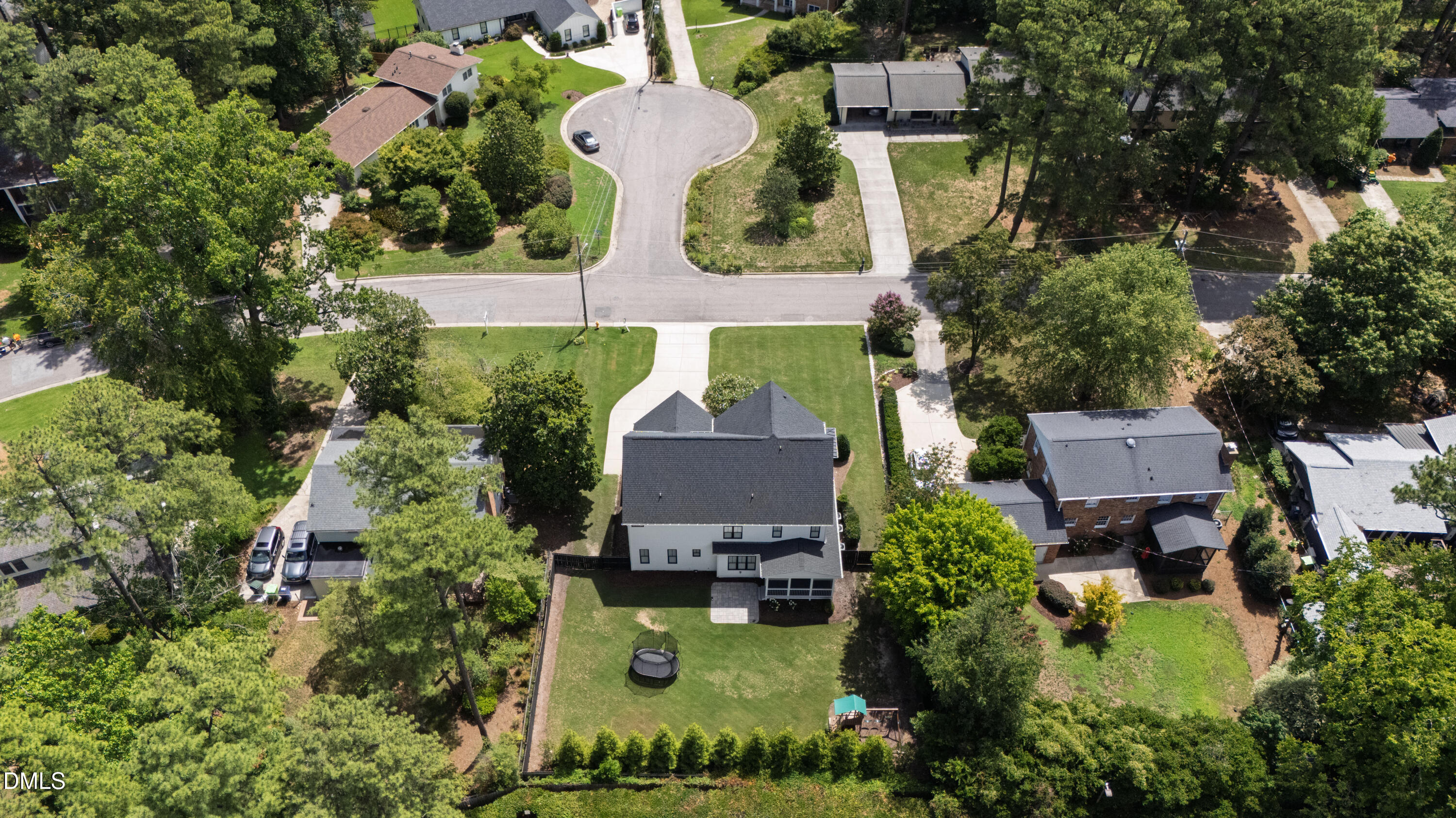5021 Sandlewood Drive