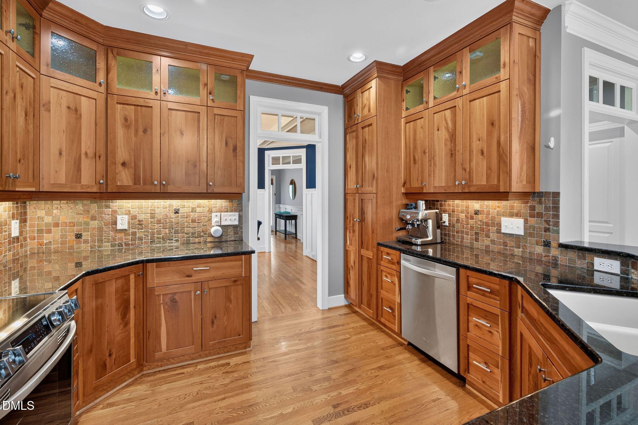 1616 Lakestone Village Lane