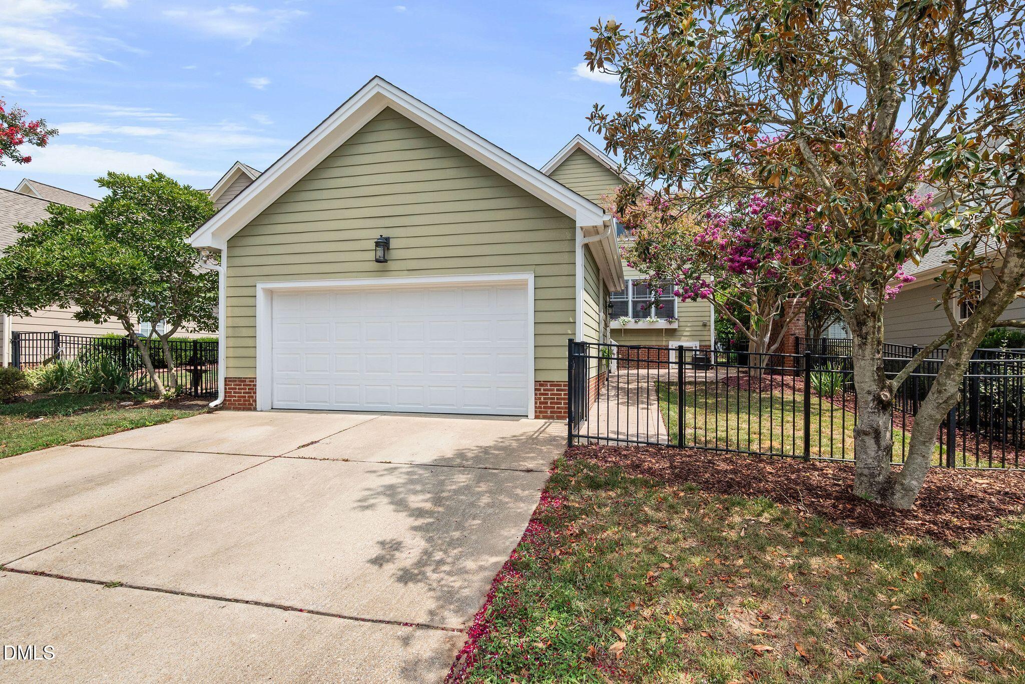 1616 Lakestone Village Lane