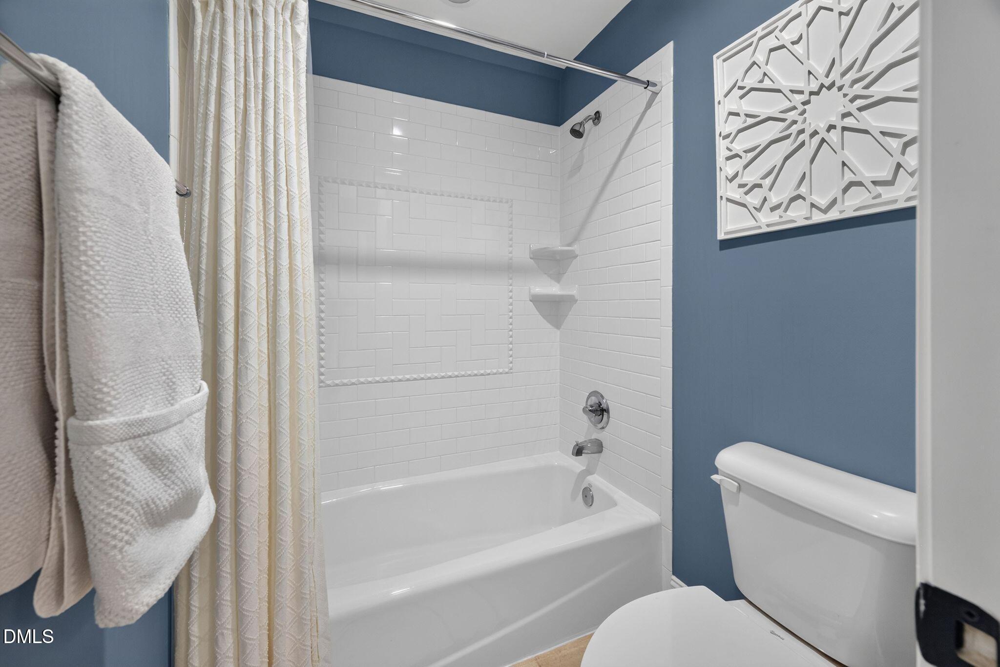 1616 Lakestone Village Lane