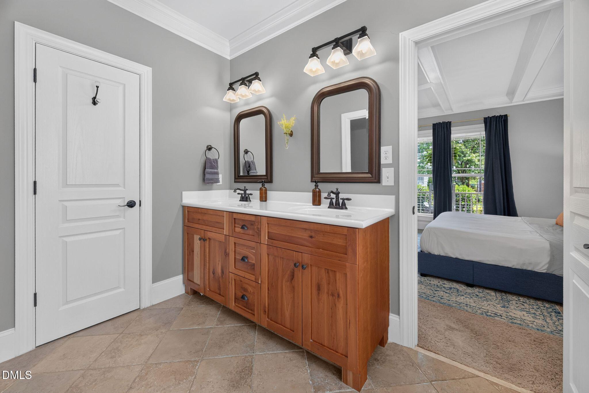 1616 Lakestone Village Lane