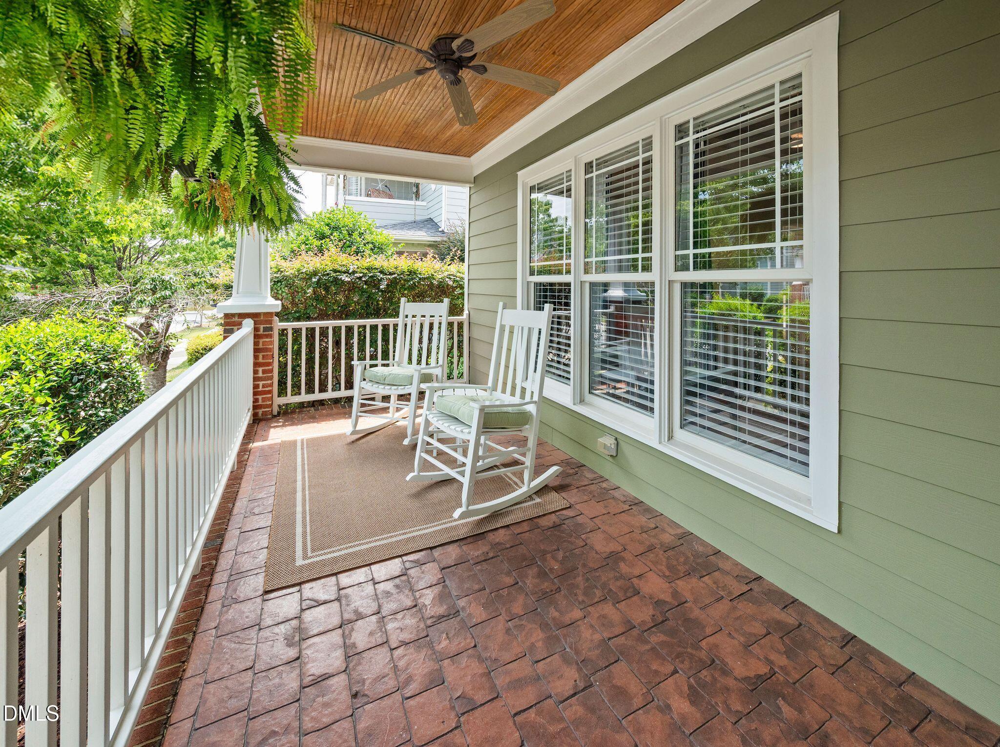 1616 Lakestone Village Lane
