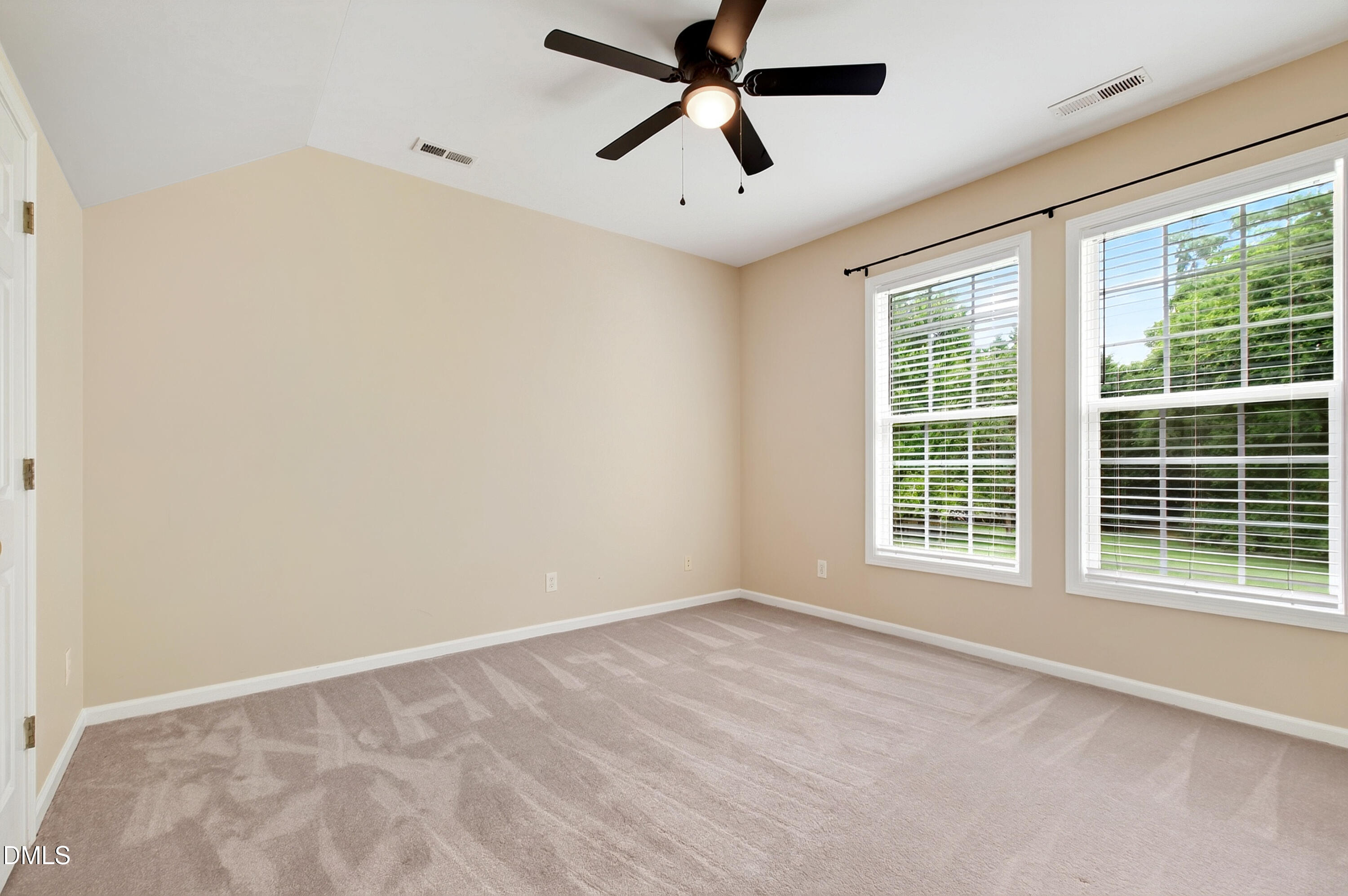 118 N Fields Circle
