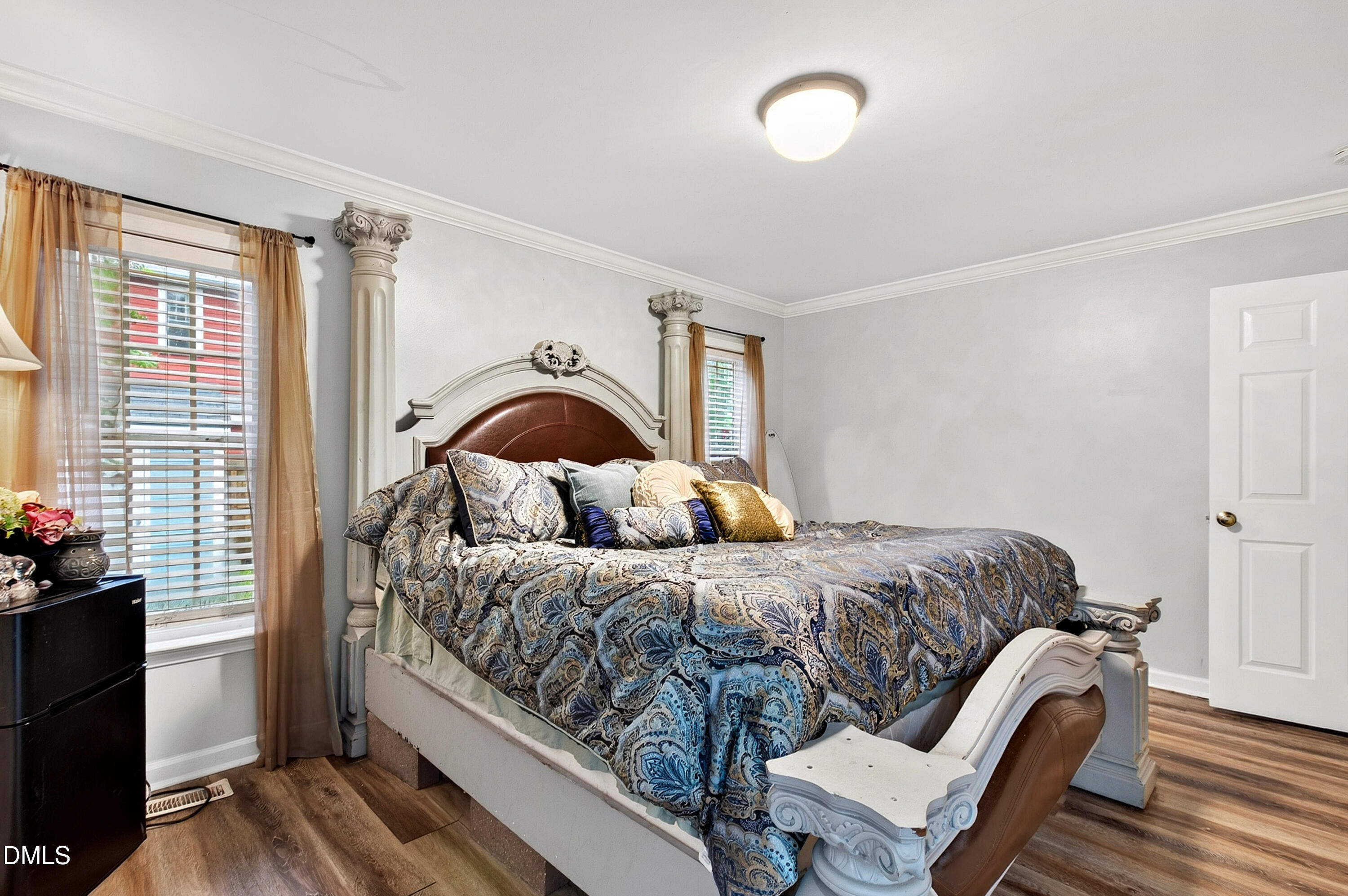 702 E Jones Street