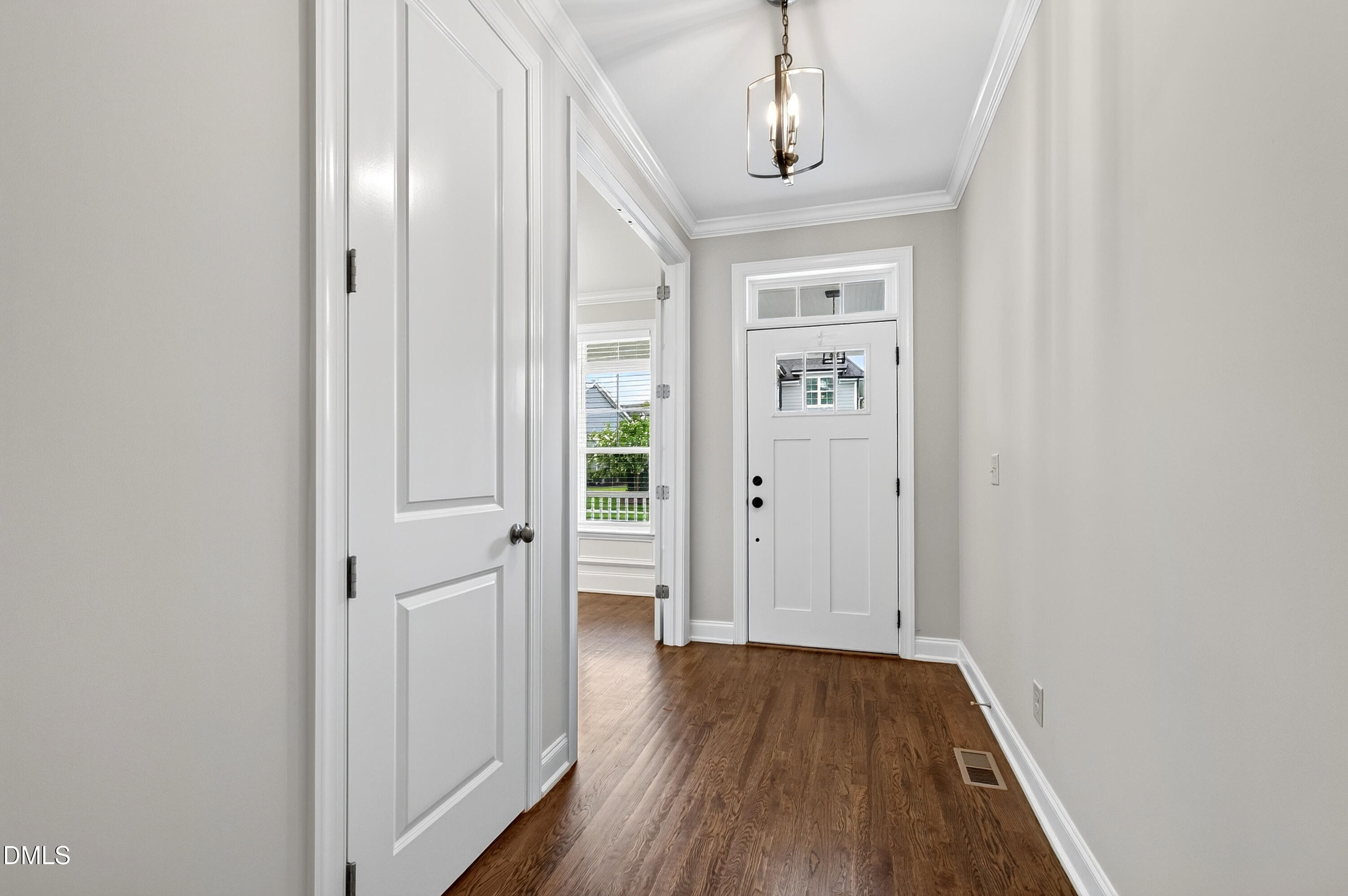 929 Groveview Wynd