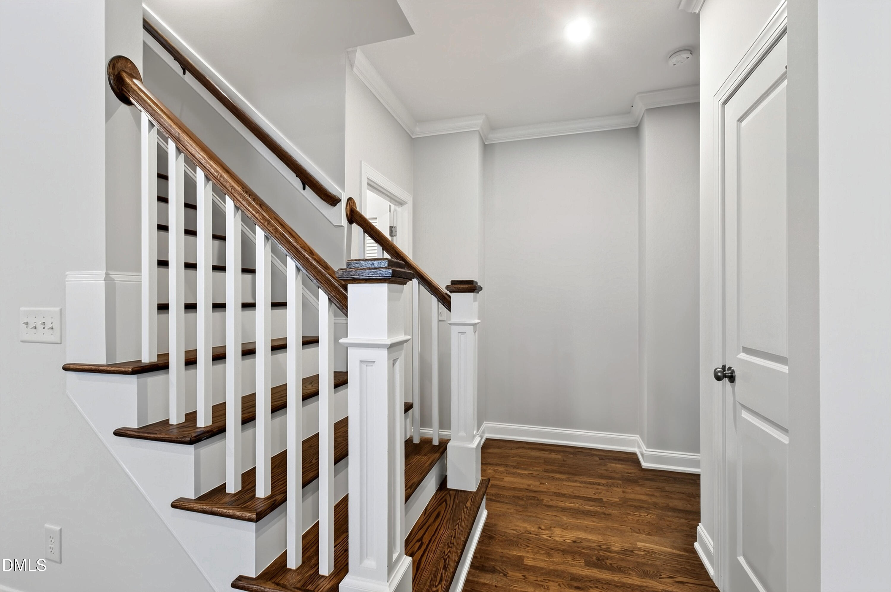 929 Groveview Wynd