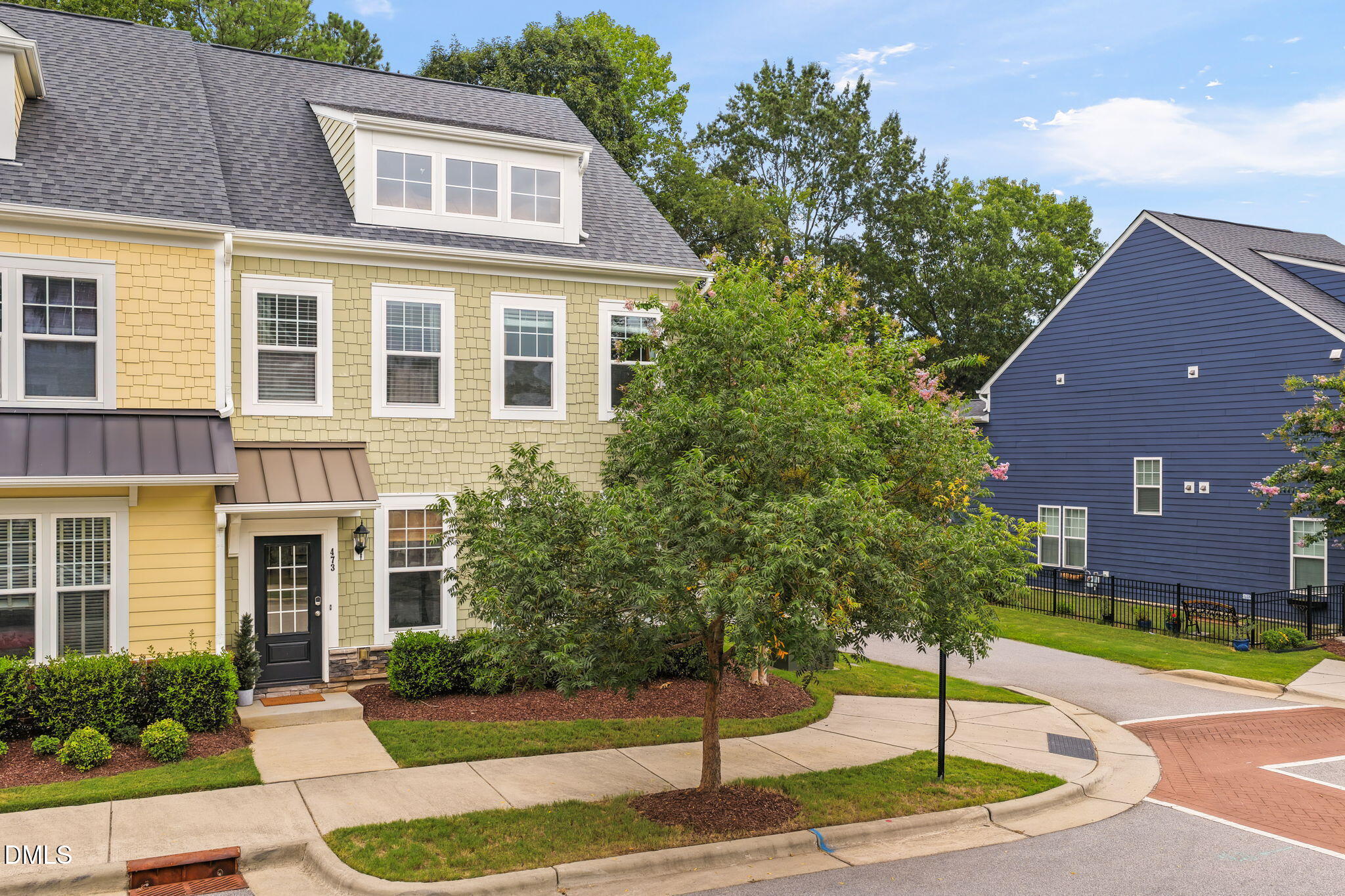 473 Triumph Lane