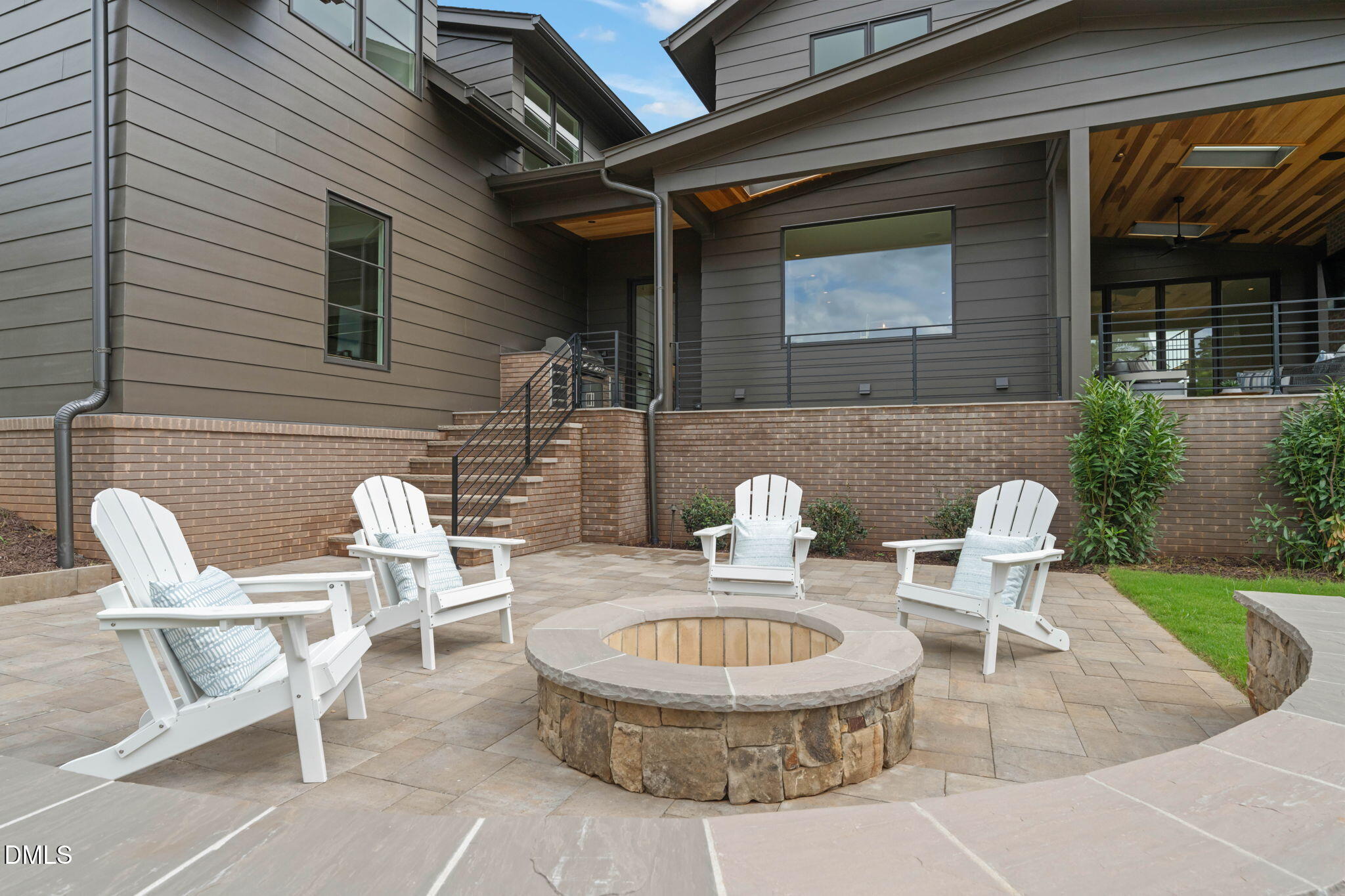 1637 Legacy Ridge Lane