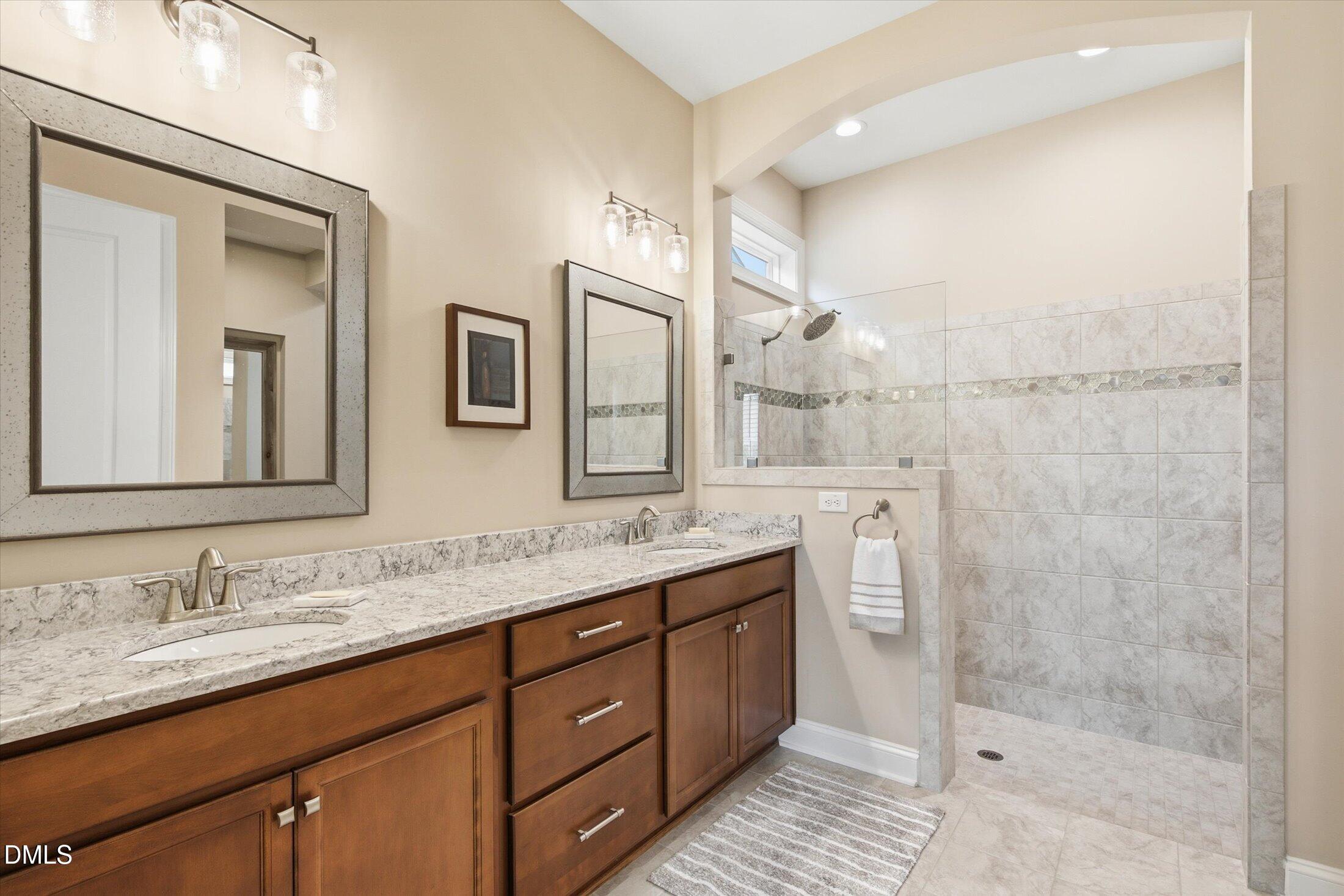 559 Middleton Place