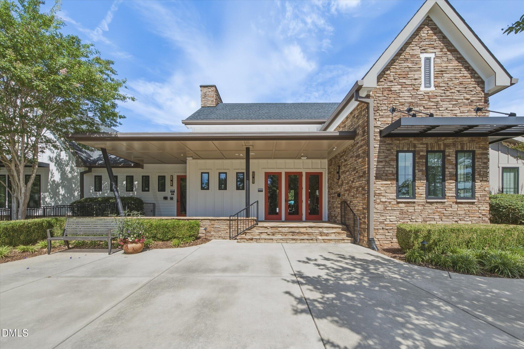559 Middleton Place