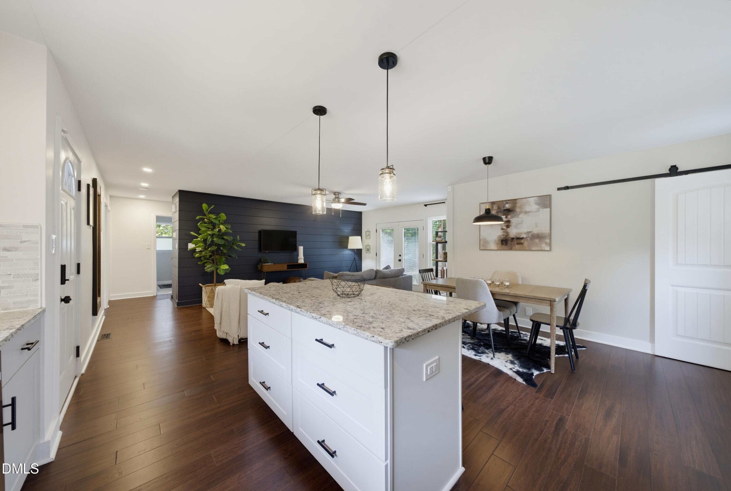 3120 Glenridge Drive