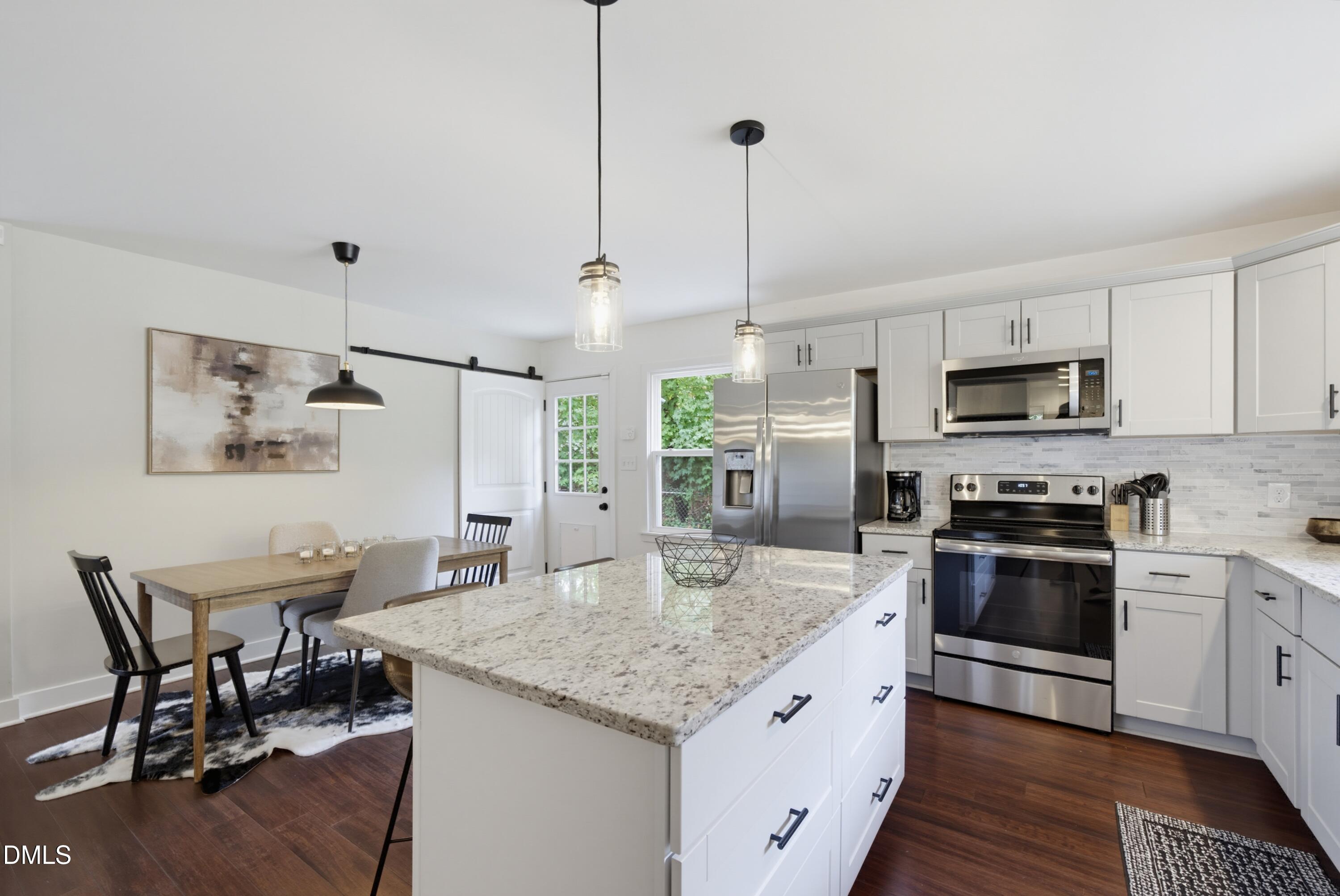 3120 Glenridge Drive