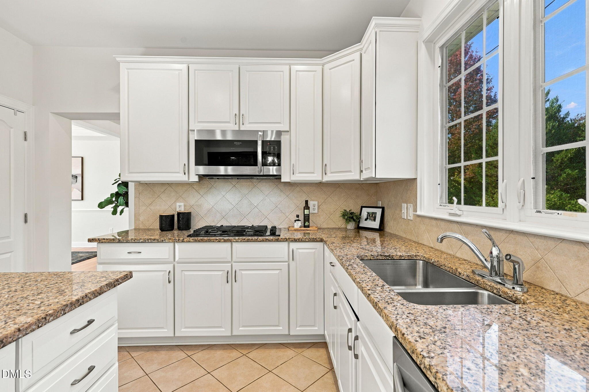 8 Eastcrest Court