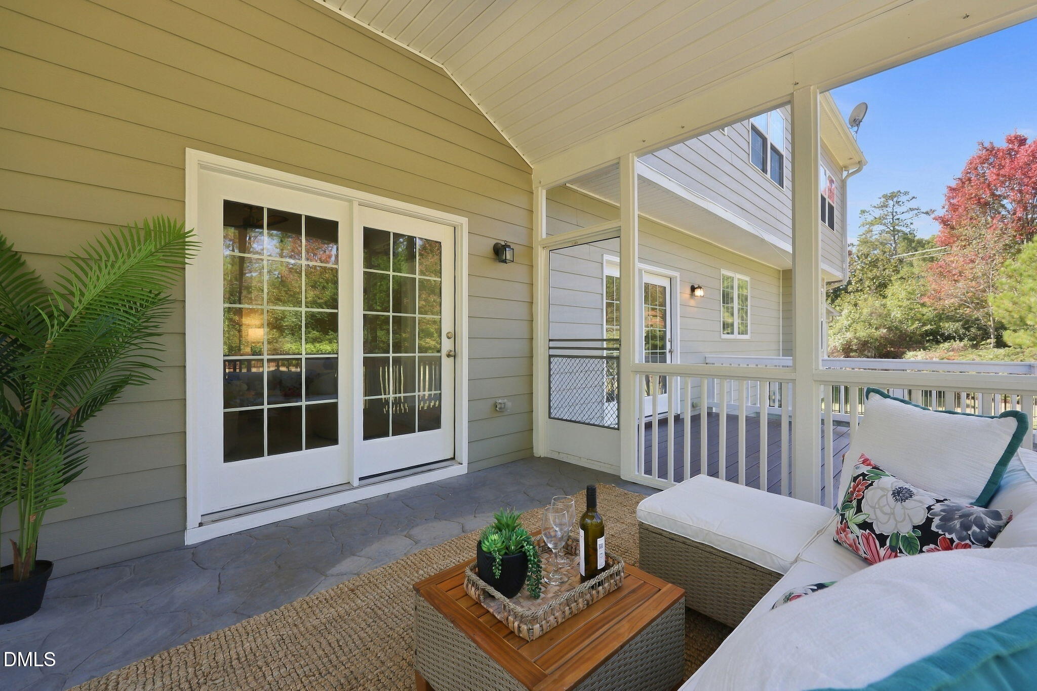 8 Eastcrest Court