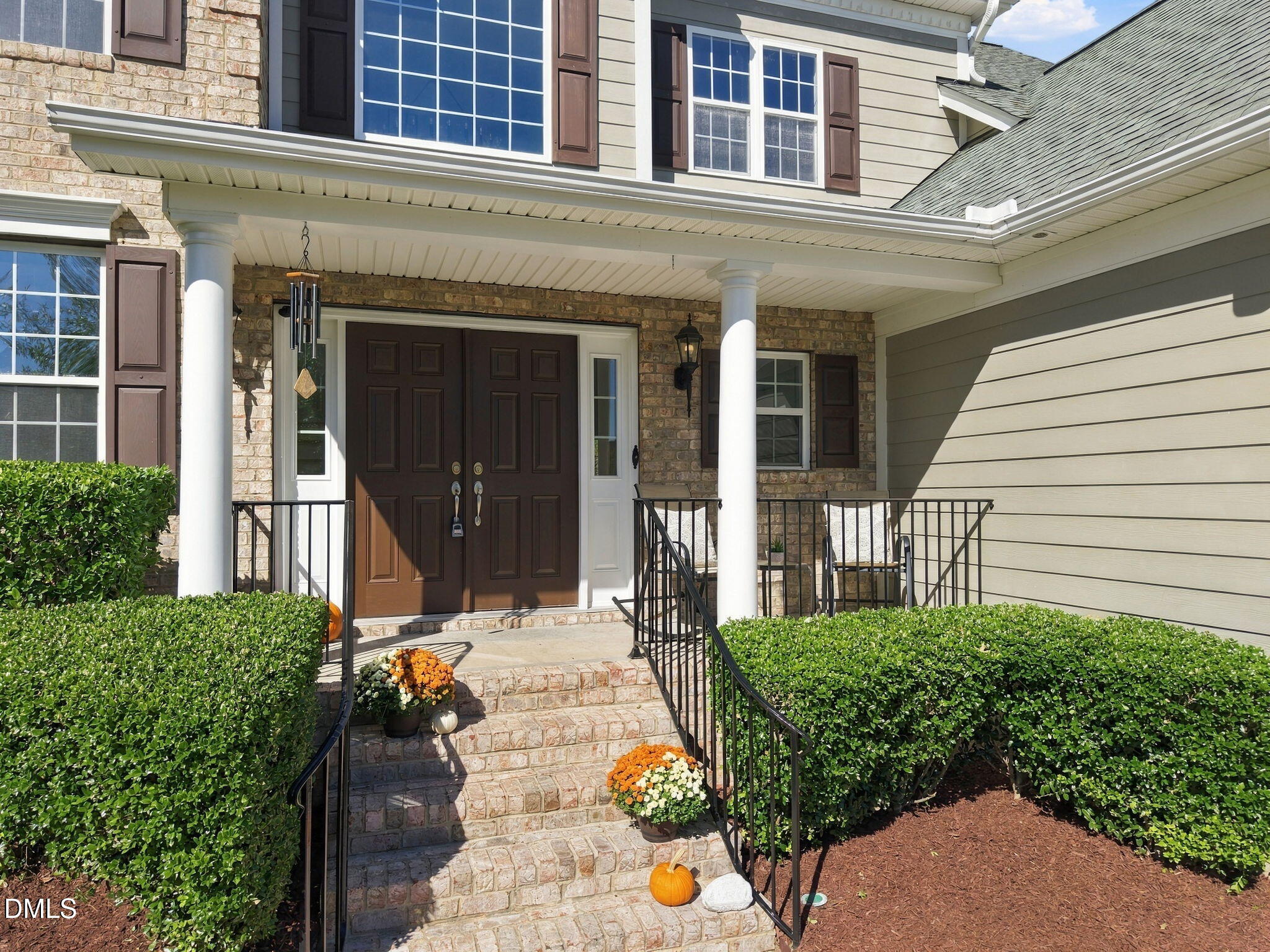 8 Eastcrest Court