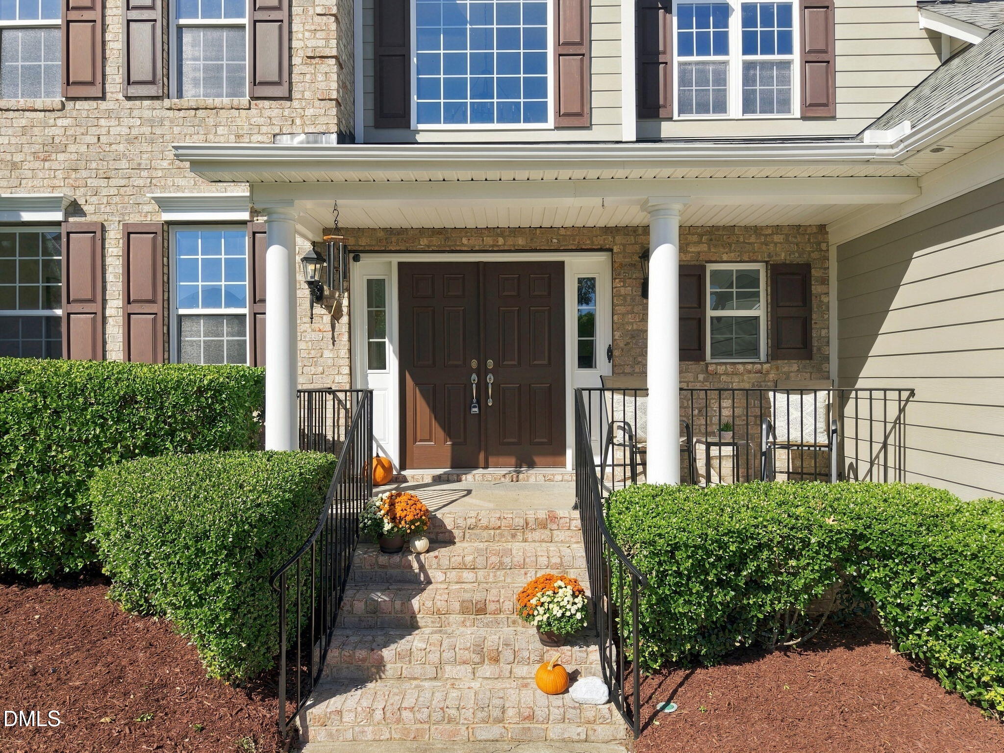 8 Eastcrest Court