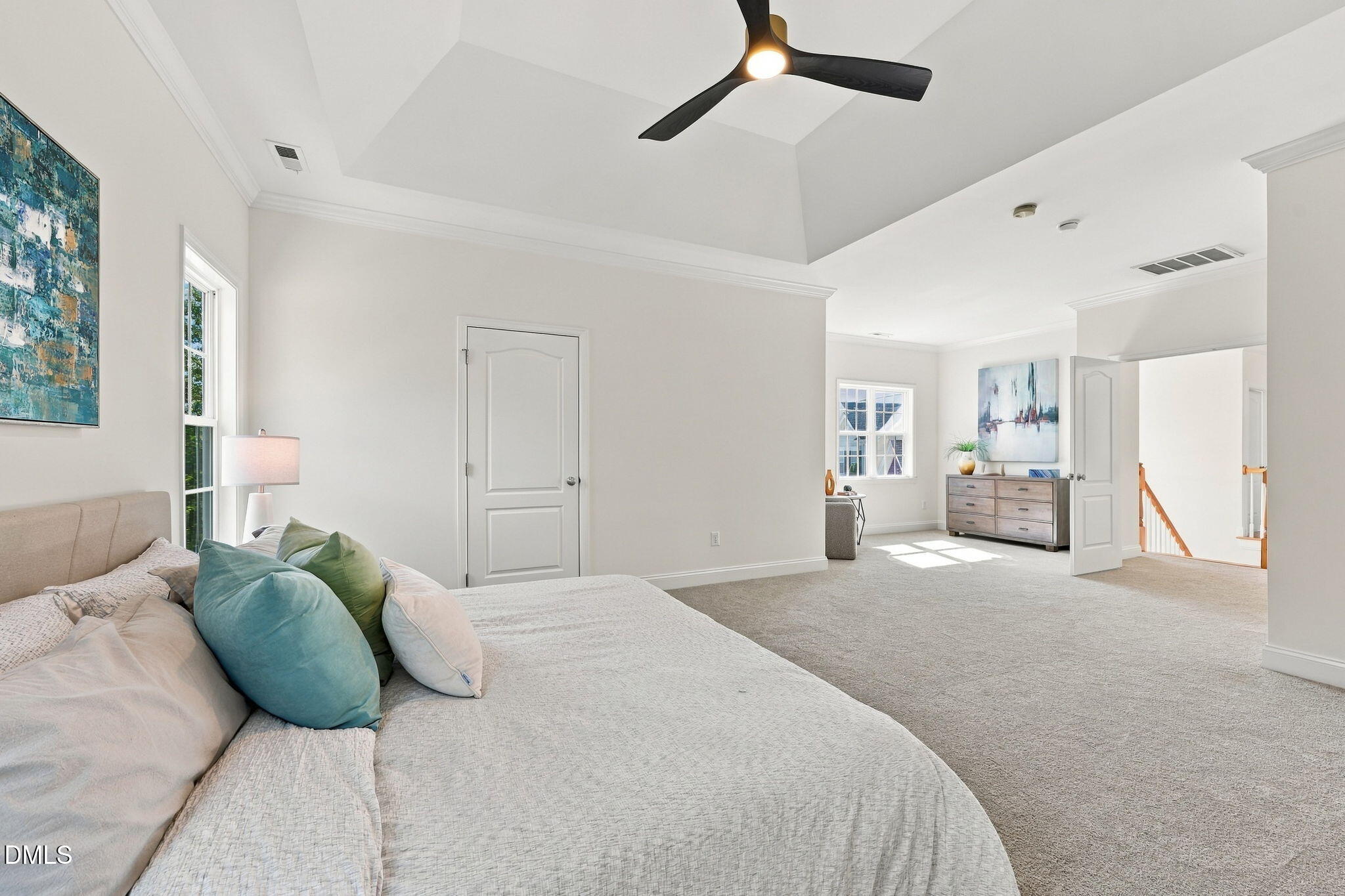 8 Eastcrest Court