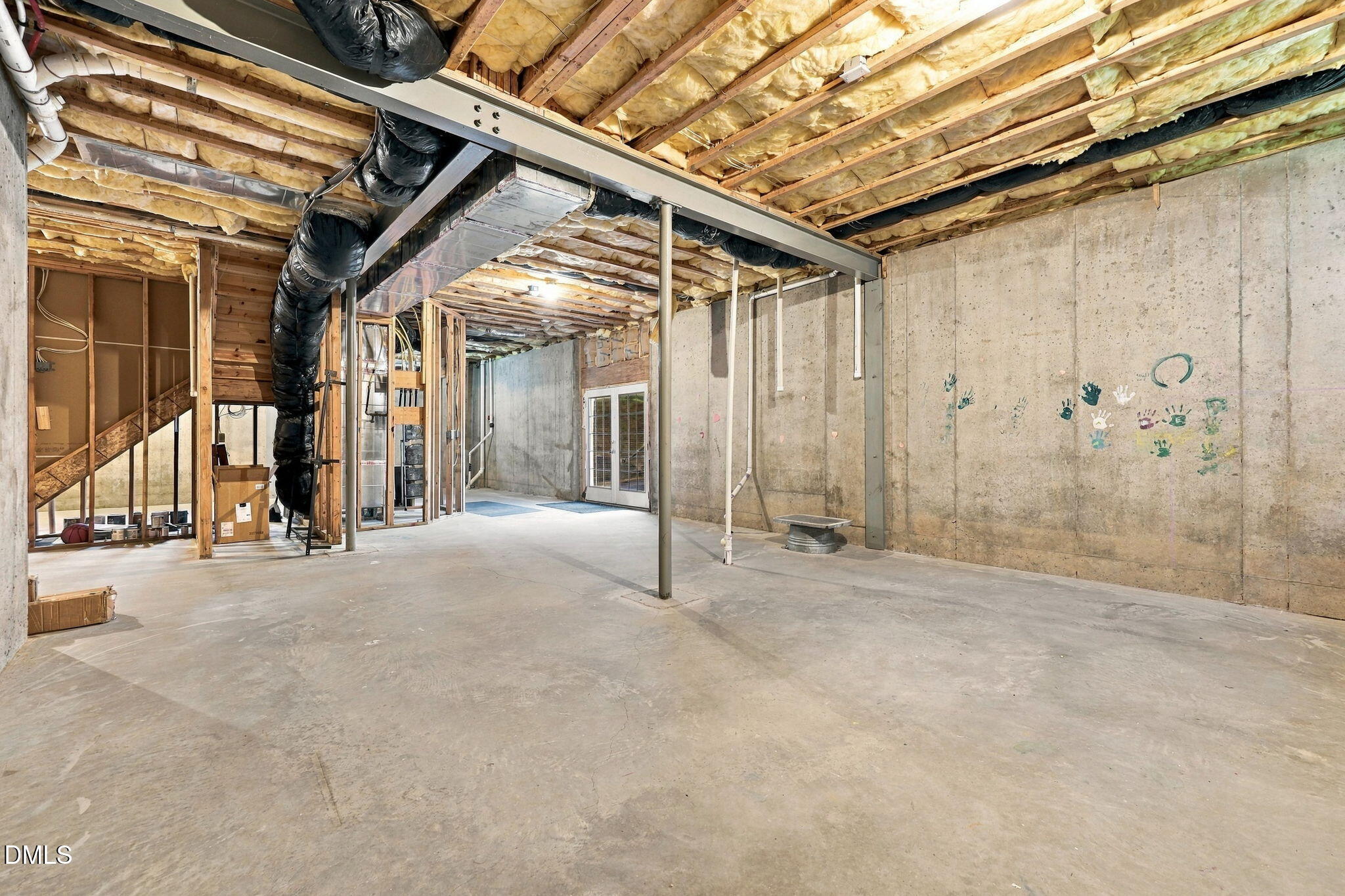 8 Eastcrest Court